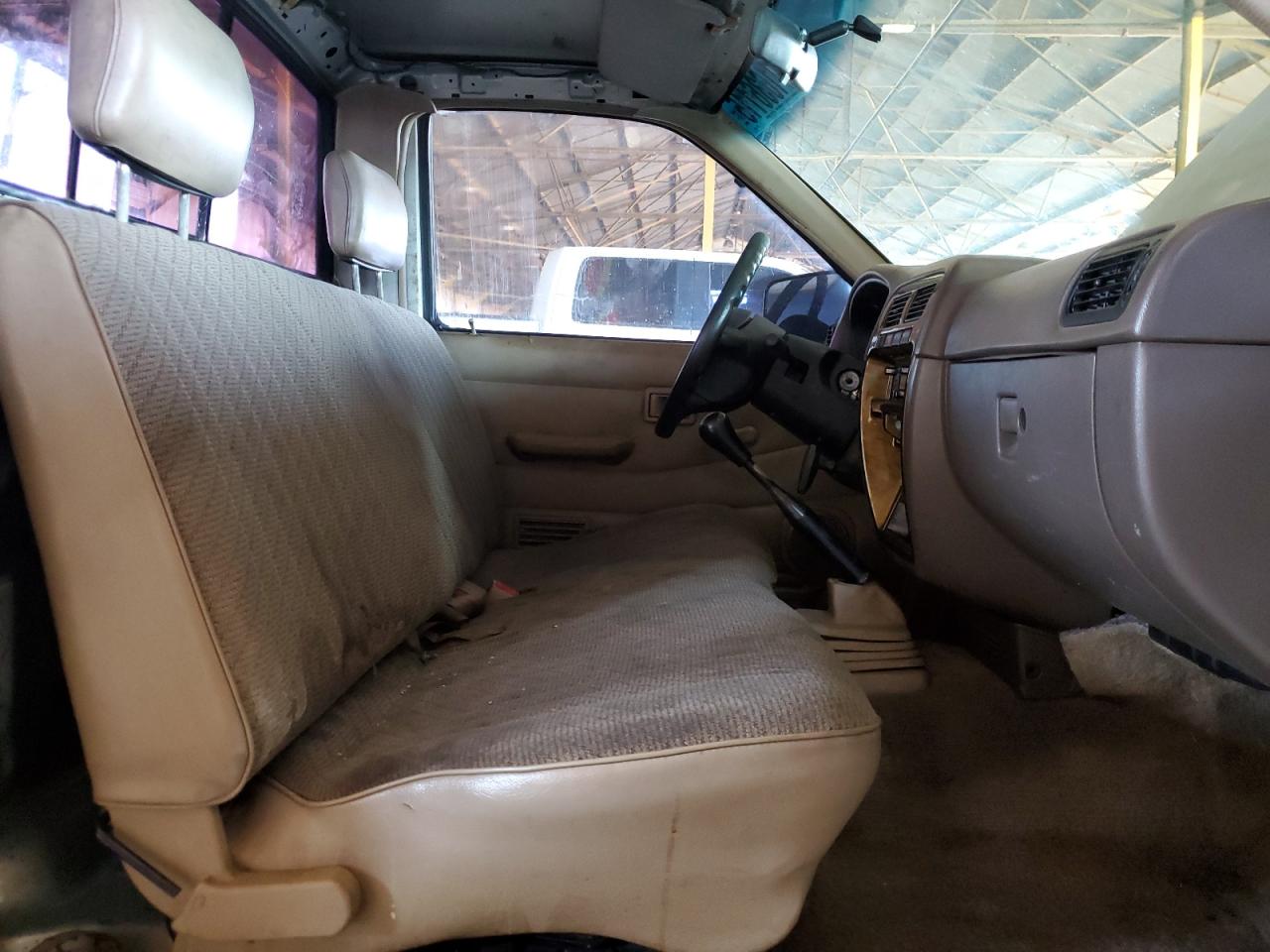 1997 Nissan Truck Base Серебряный vin: 1N6SD11S5VC359382