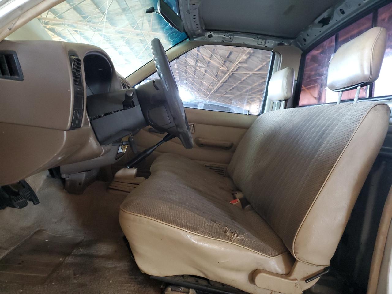 1997 Nissan Truck Base Серебряный vin: 1N6SD11S5VC359382
