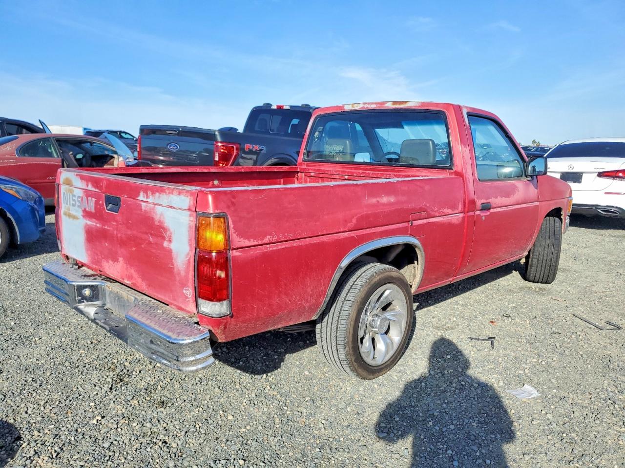 1990 Nissan D21 Short Bed Red vin: 1N6SD11S6LC396924