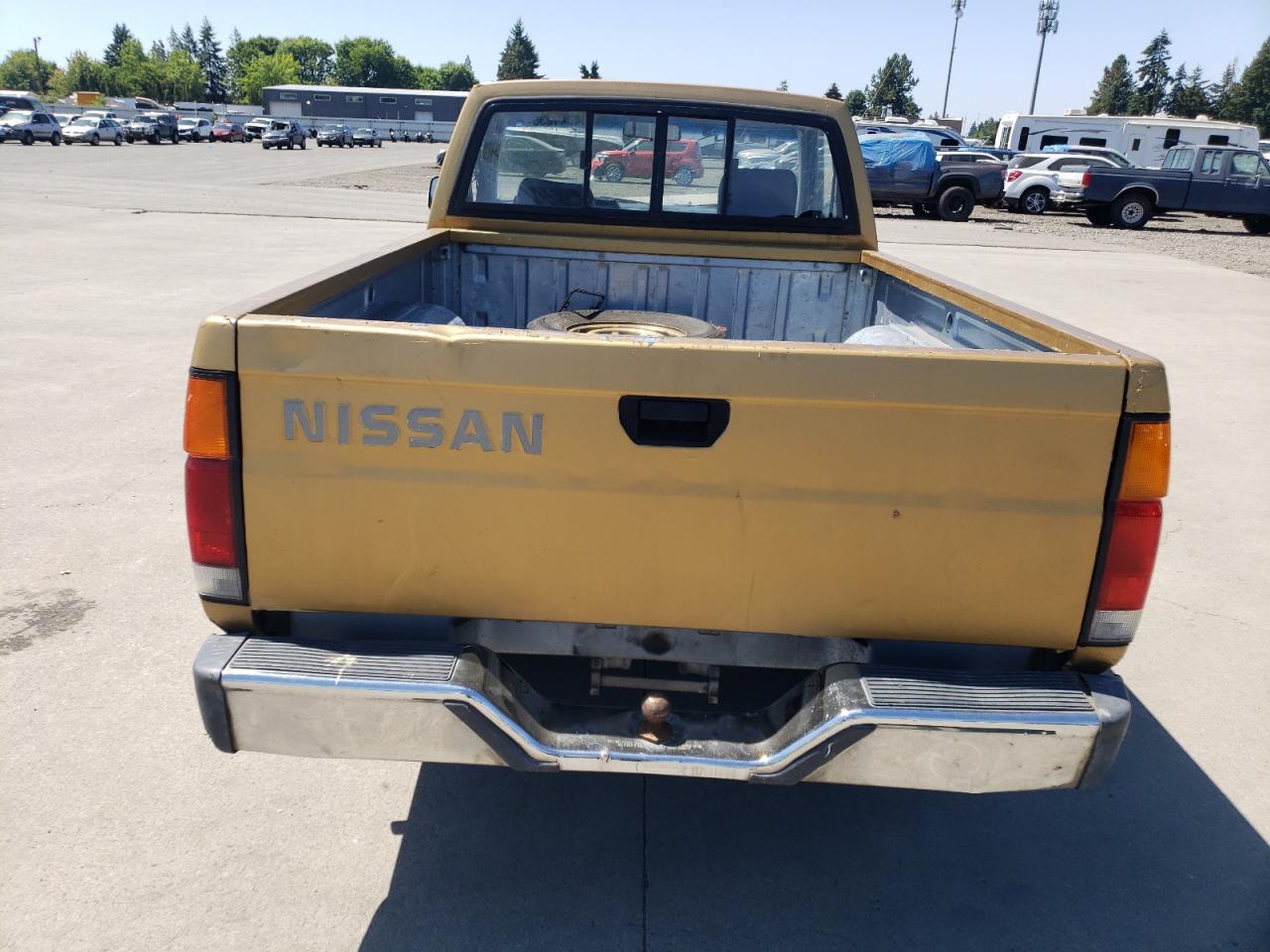 1990 Nissan D21 Short Bed Gold vin: 1N6SD11S6LC425144