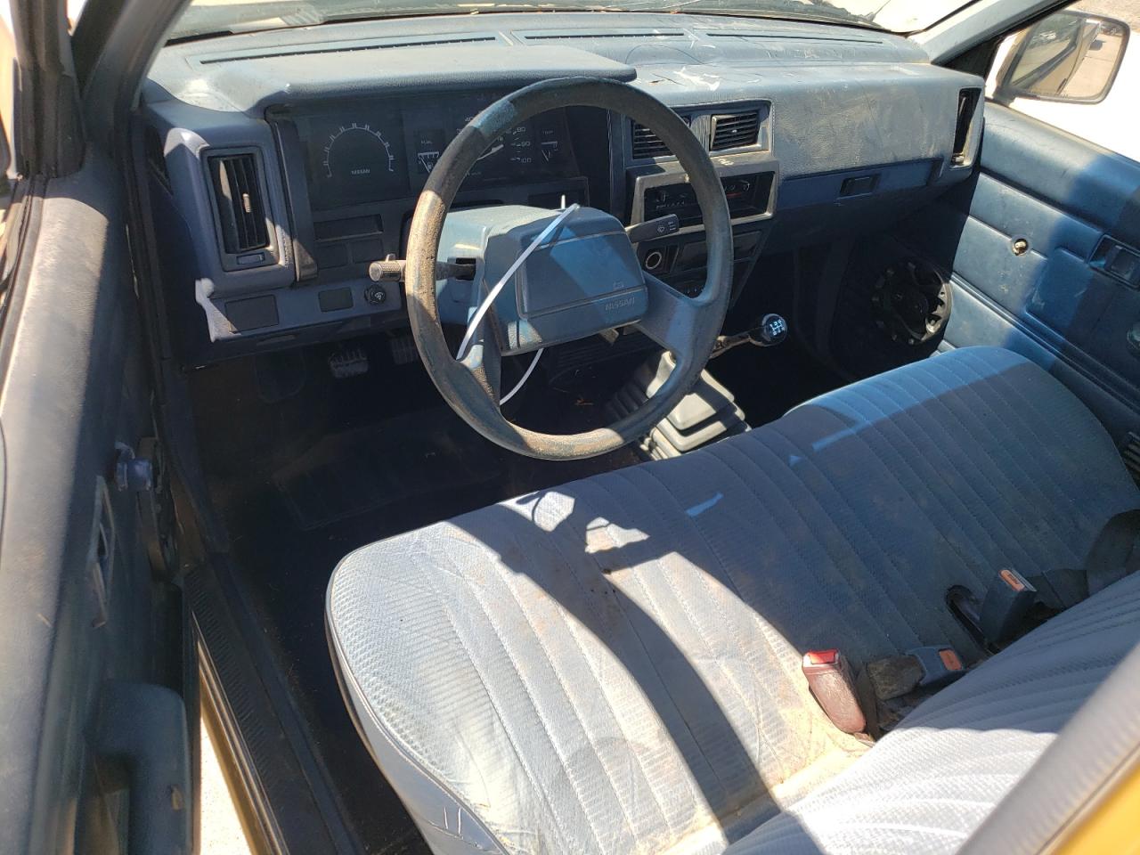 1990 Nissan D21 Short Bed Gold vin: 1N6SD11S6LC425144