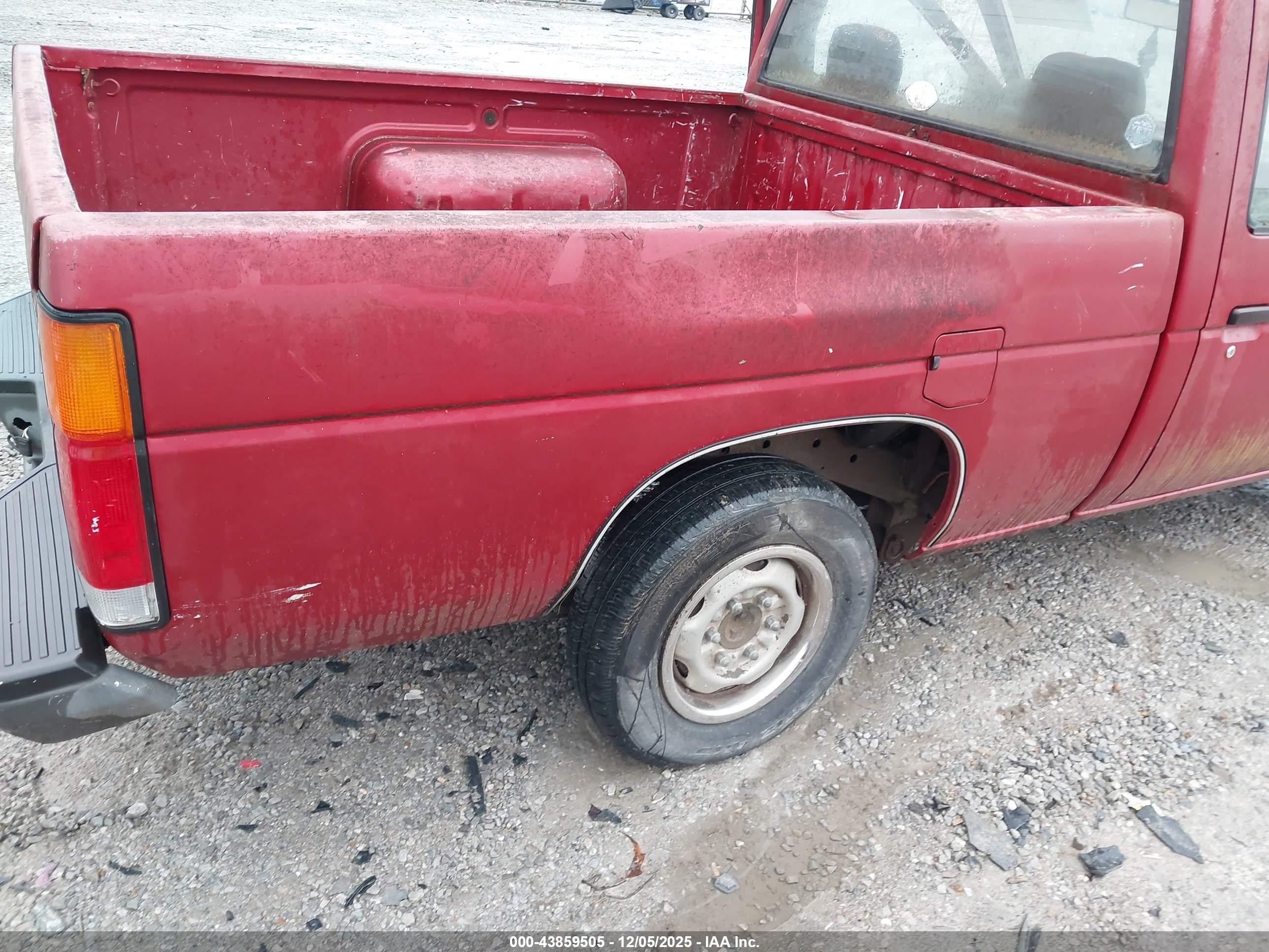 1993 Nissan Truck Short Wheelbase Red vin: 1N6SD11S6PC320786