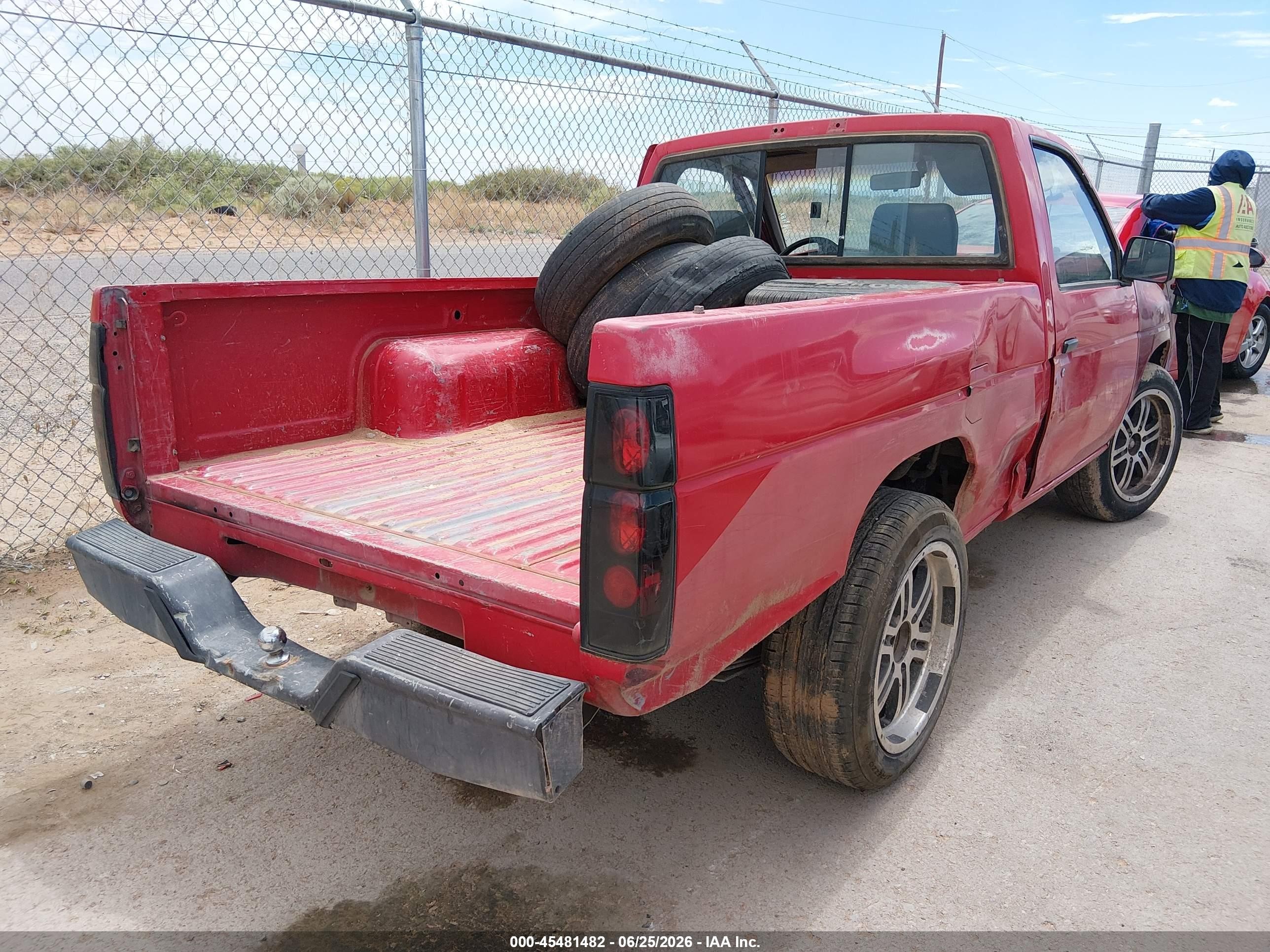 1995 Nissan Truck E/xe Red vin: 1N6SD11S6SC341226