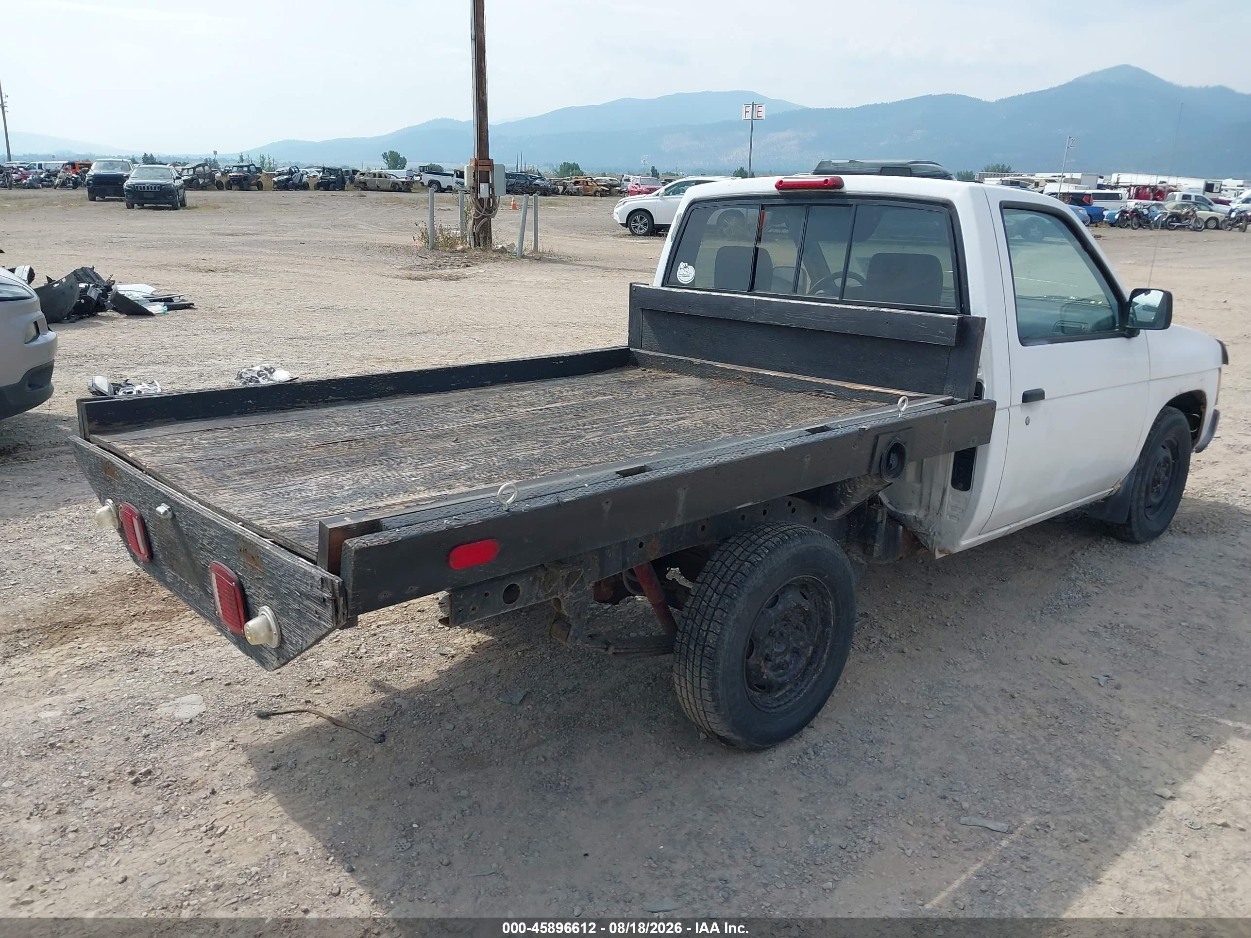 1996 Nissan Truck Xe White vin: 1N6SD11S6TC320796