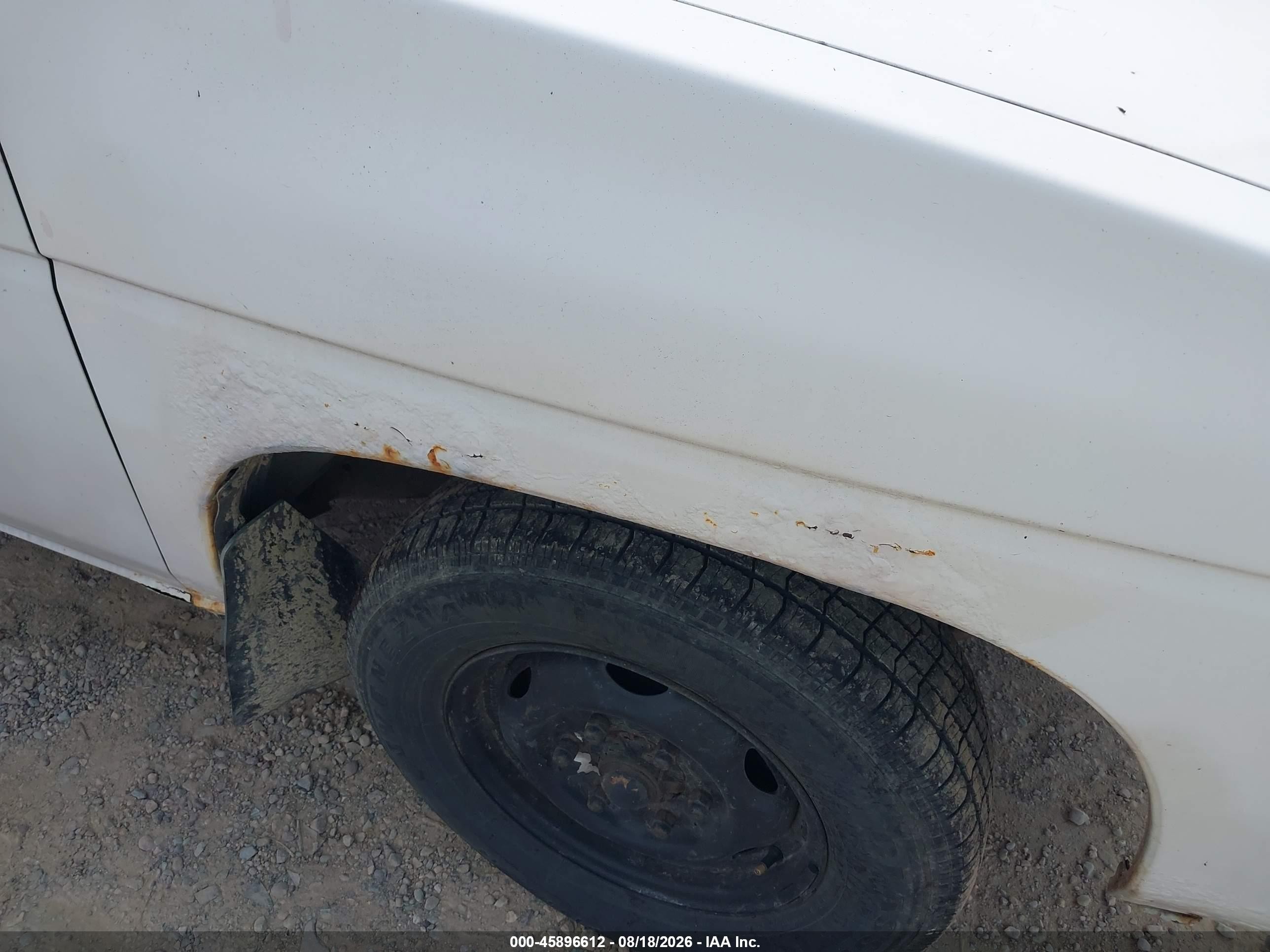 1996 Nissan Truck Xe White vin: 1N6SD11S6TC320796