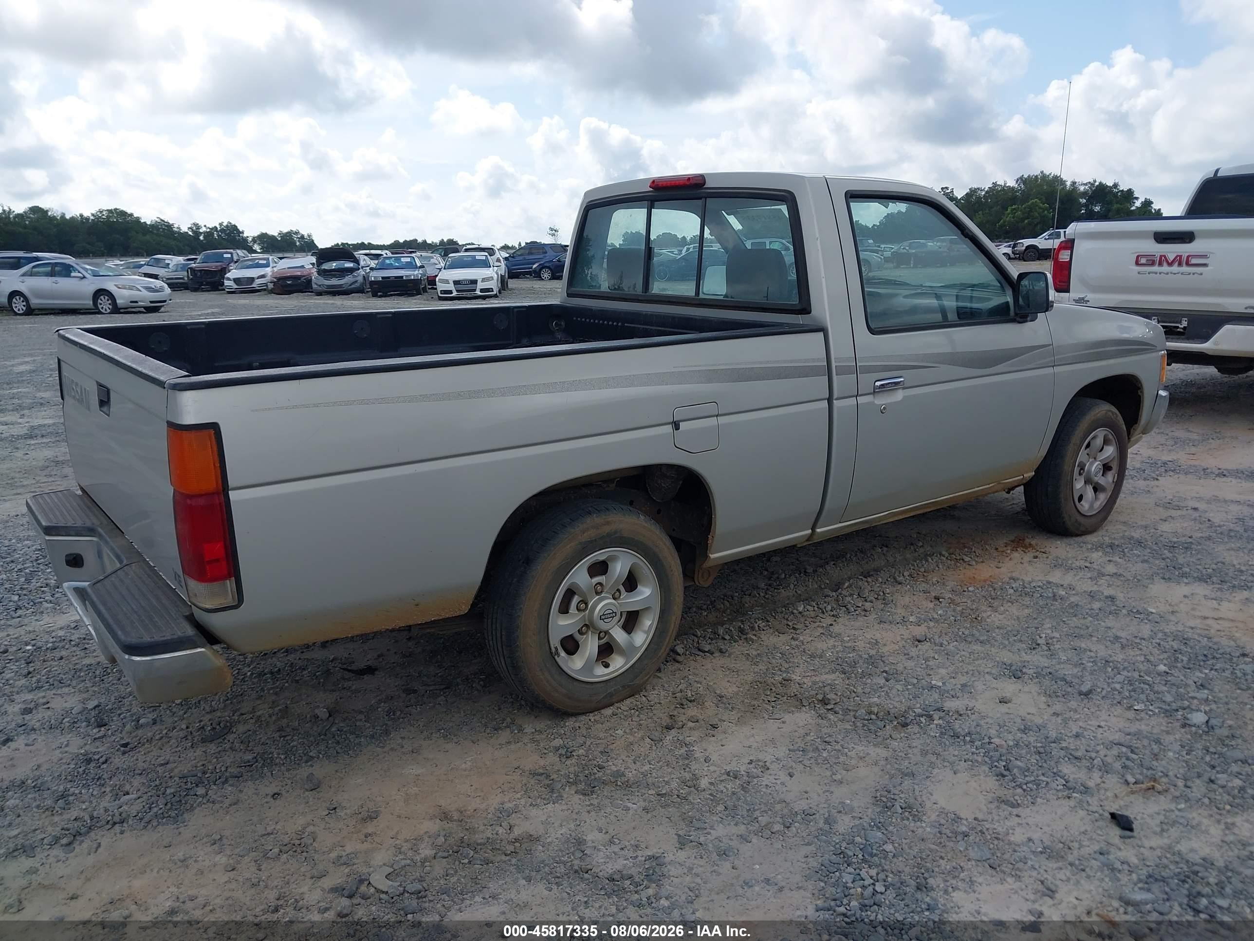 1997 Nissan 4x2 Truck Xe Silver vin: 1N6SD11S6VC425261