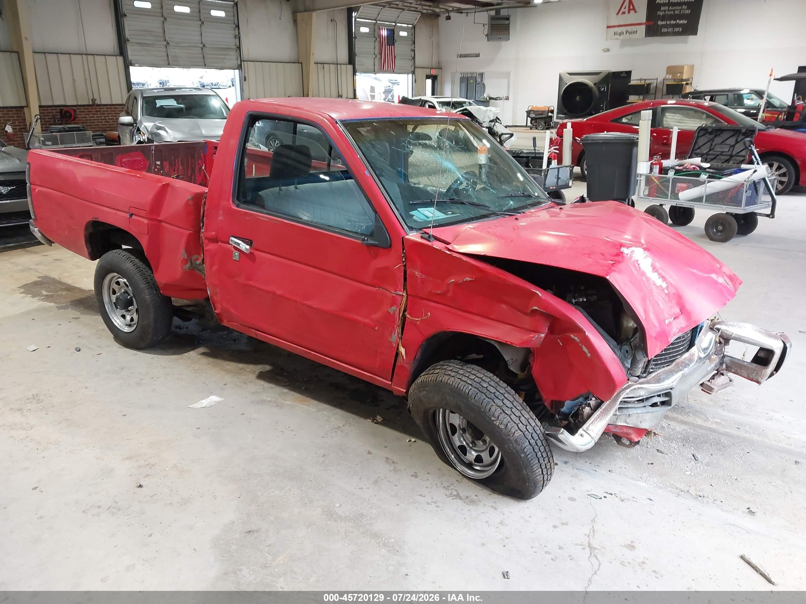 1995 Nissan Truck E/xe Red vin: 1N6SD11S7SC310065