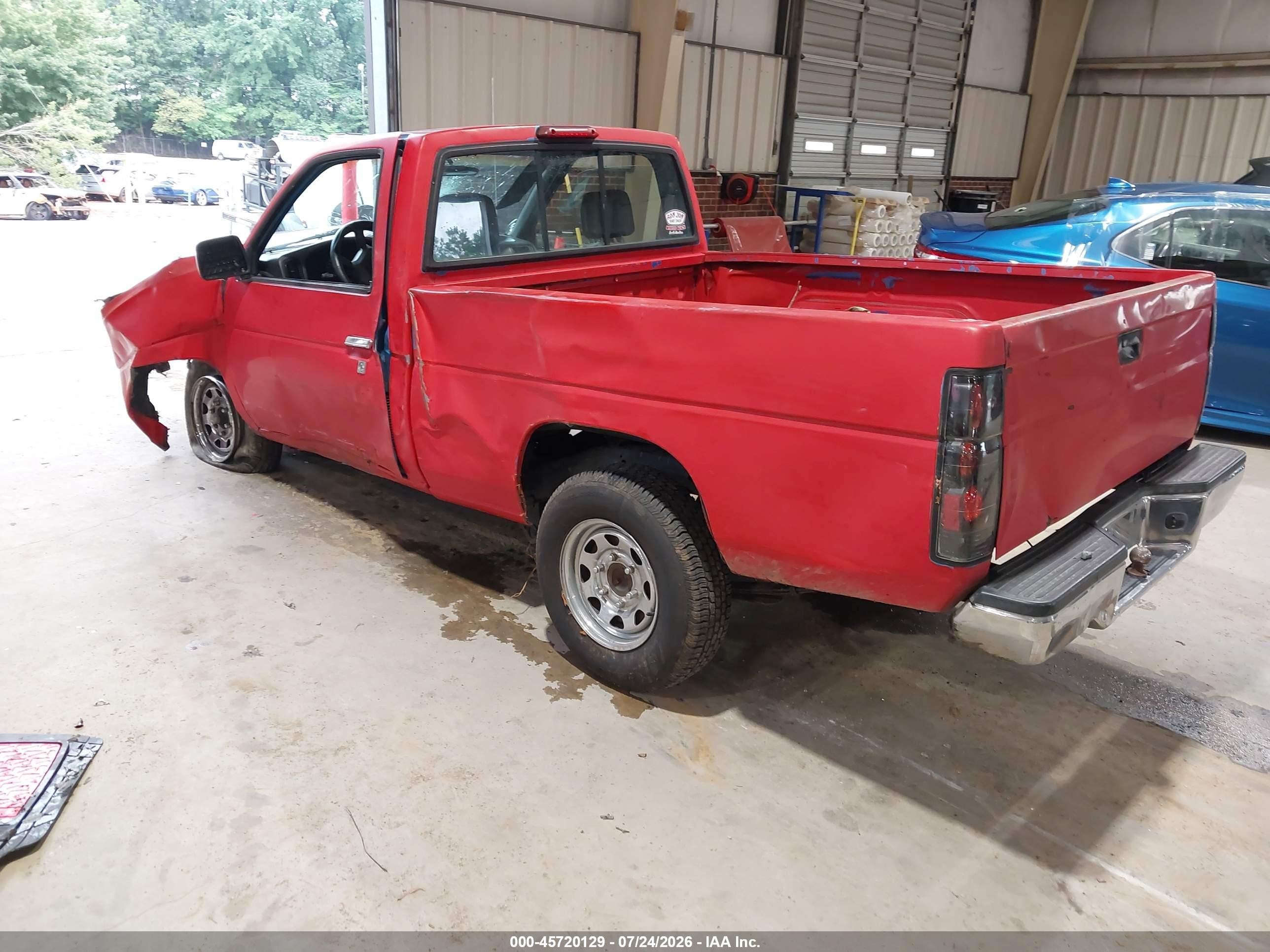 1995 Nissan Truck E/xe Red vin: 1N6SD11S7SC310065