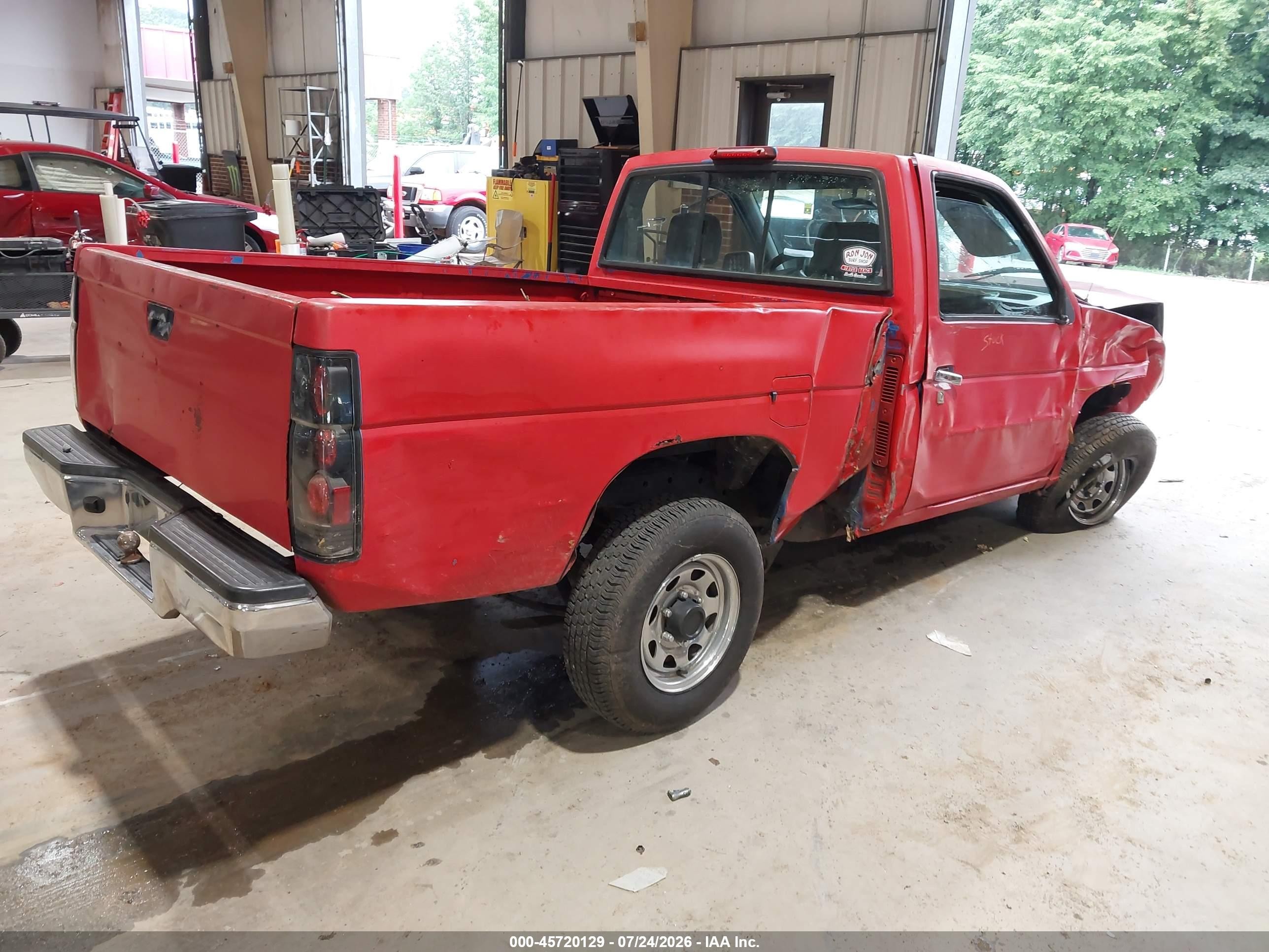 1995 Nissan Truck E/xe Red vin: 1N6SD11S7SC310065