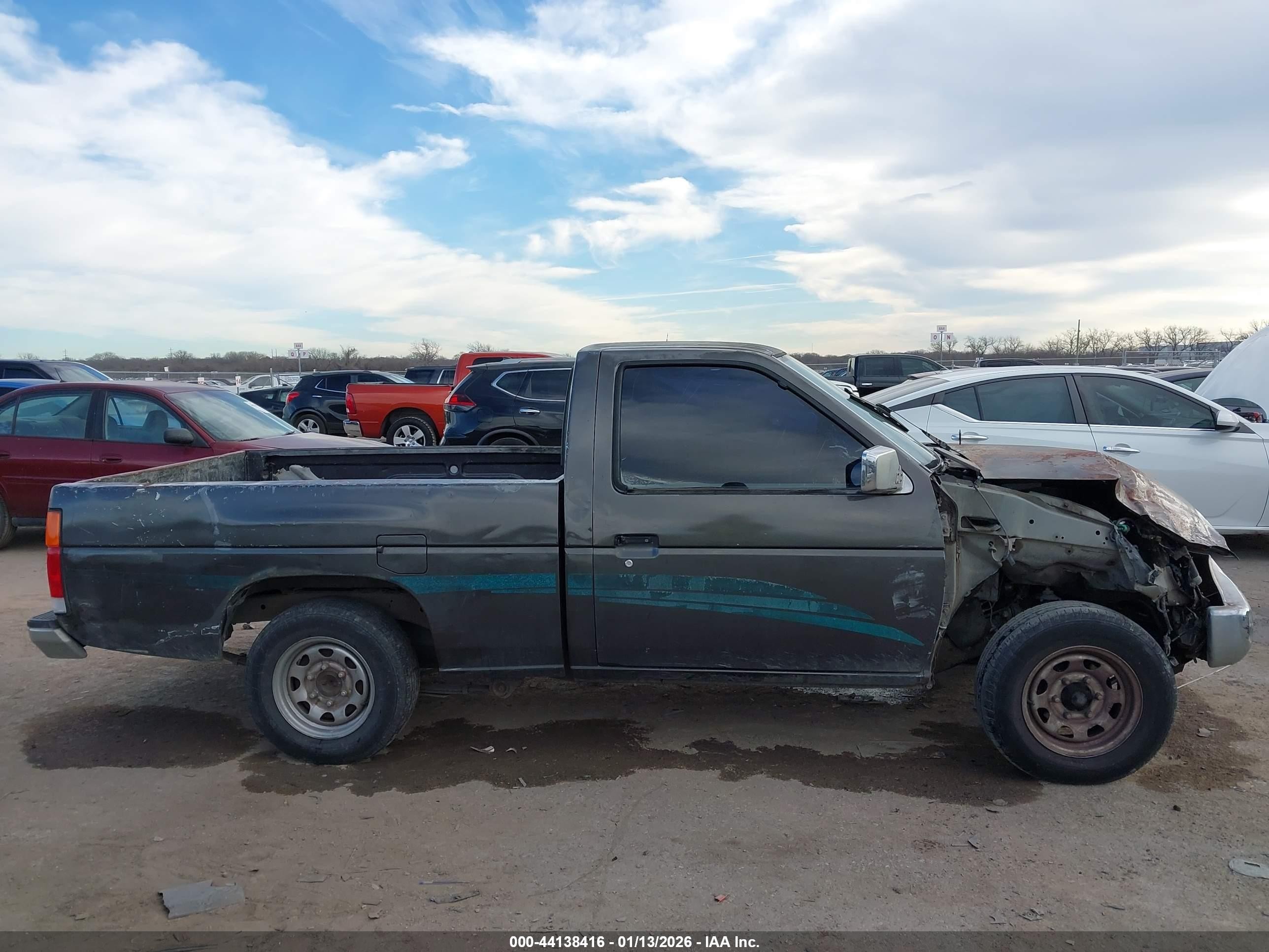 1995 Nissan Truck E/xe Gray vin: 1N6SD11S7SC401191