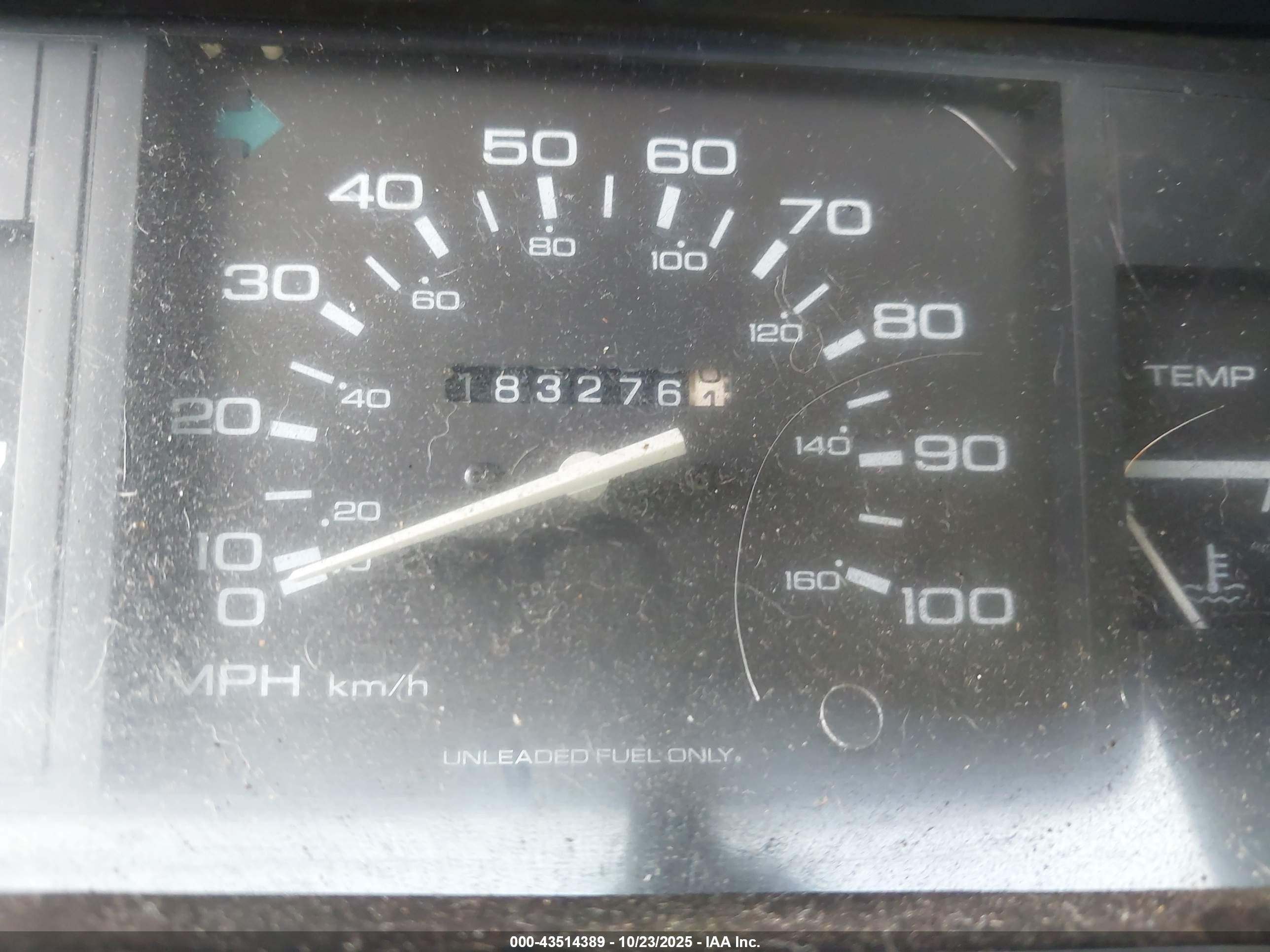 1990 Nissan D21 Short Bed White vin: 1N6SD11S8LC422312