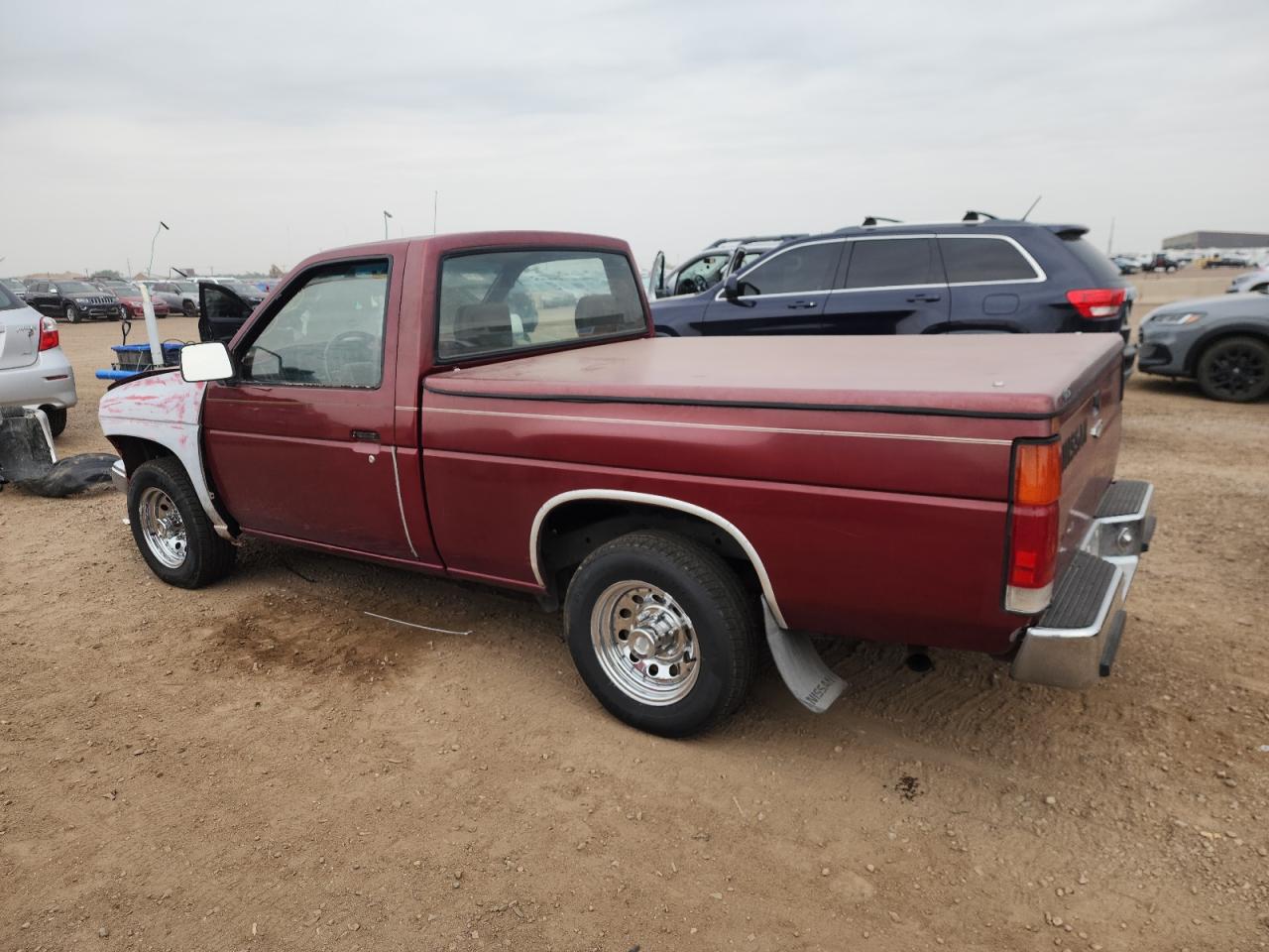 1991 Nissan Truck Short Wheelbase Red vin: 1N6SD11S8MC391807