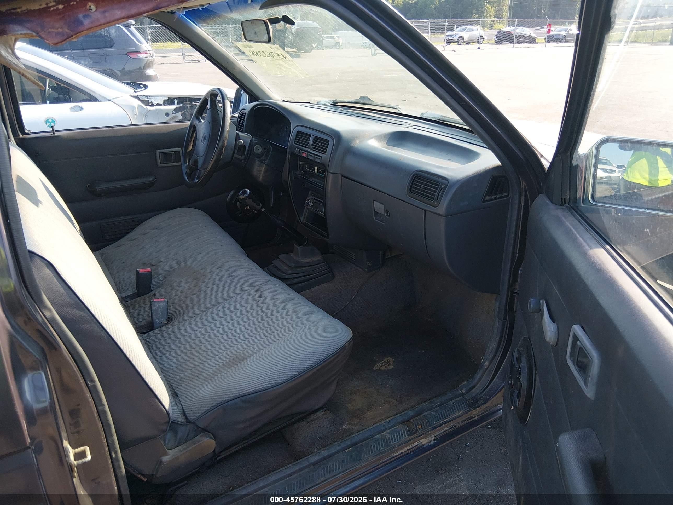 1995 Nissan Truck E/xe Черный vin: 1N6SD11S8SC409011