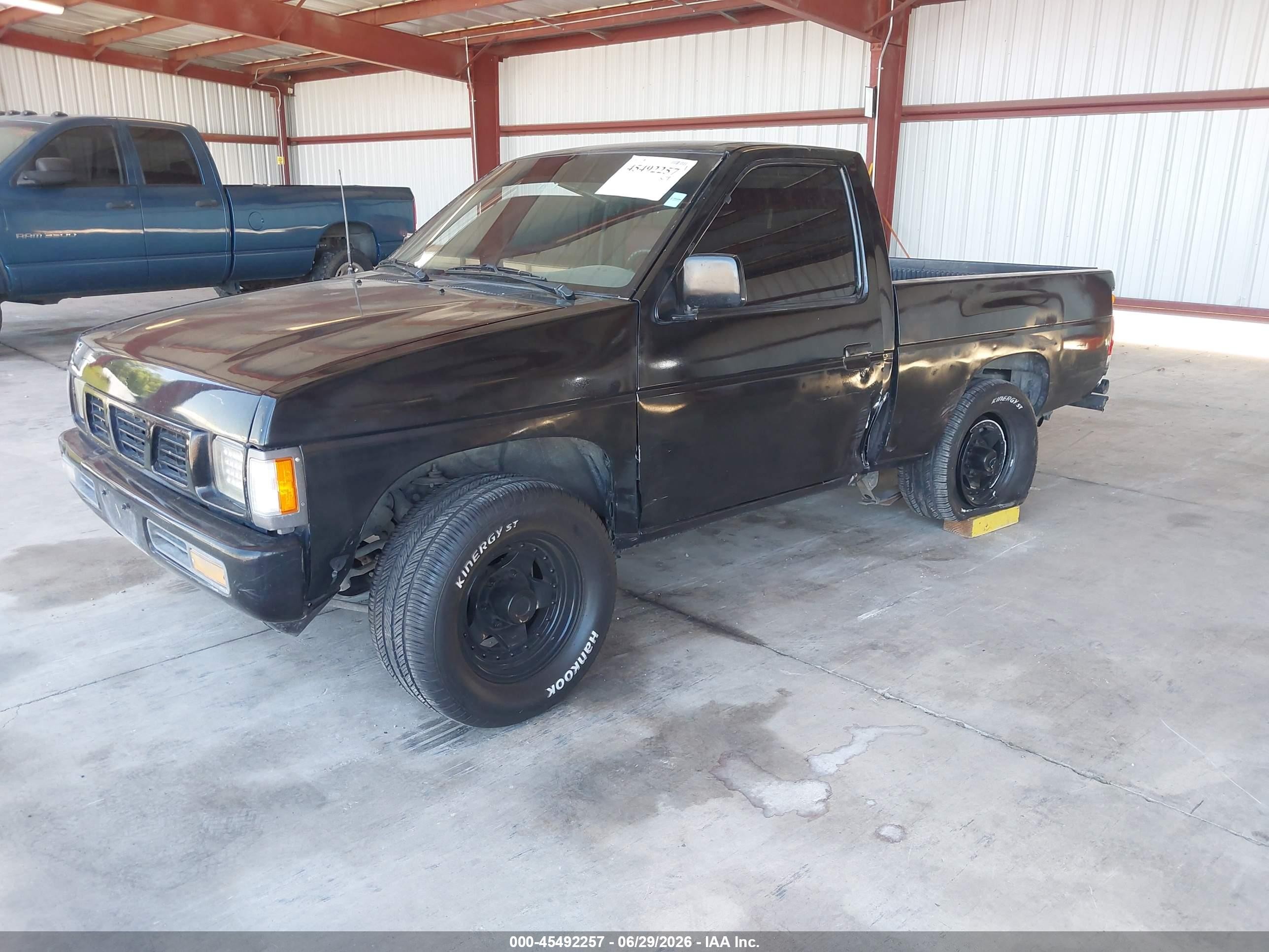 1996 Nissan Truck Xe Черный vin: 1N6SD11S8TC389943