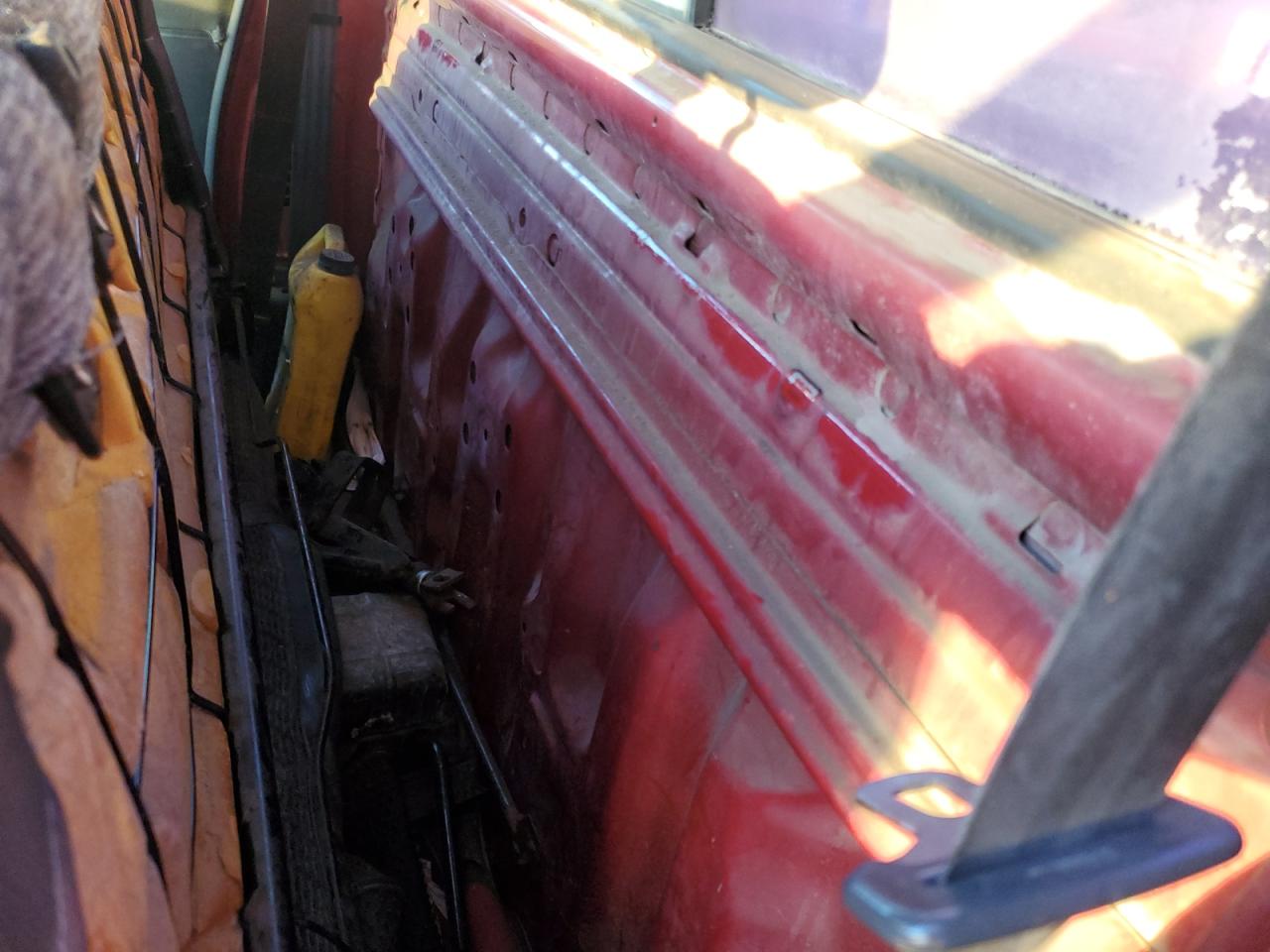 1997 Nissan Truck Base Красный vin: 1N6SD11S8VC373230