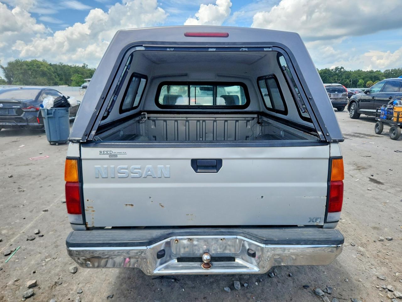1997 Nissan Truck Base Silver vin: 1N6SD11S8VC422863