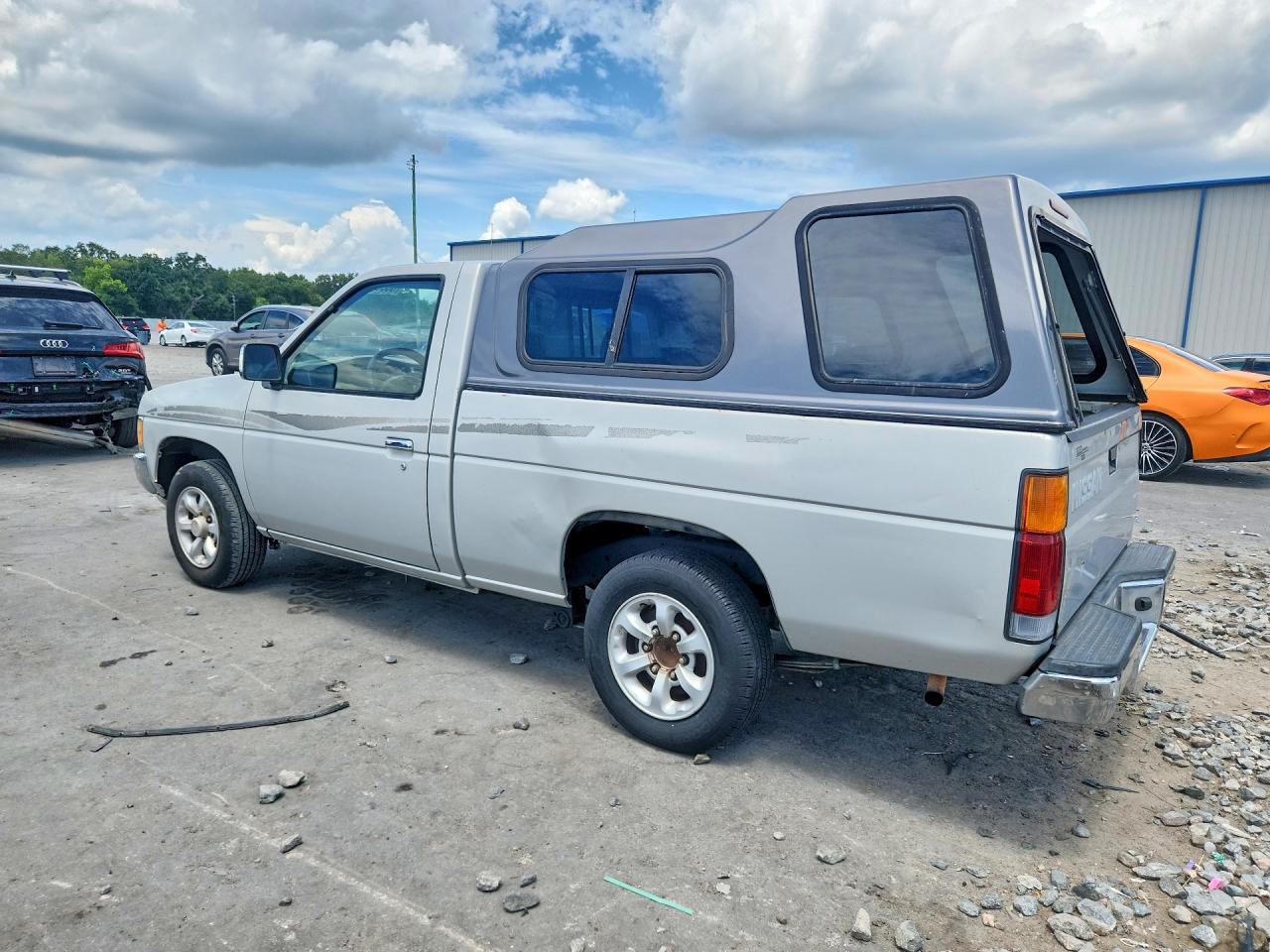1997 Nissan Truck Base Silver vin: 1N6SD11S8VC422863