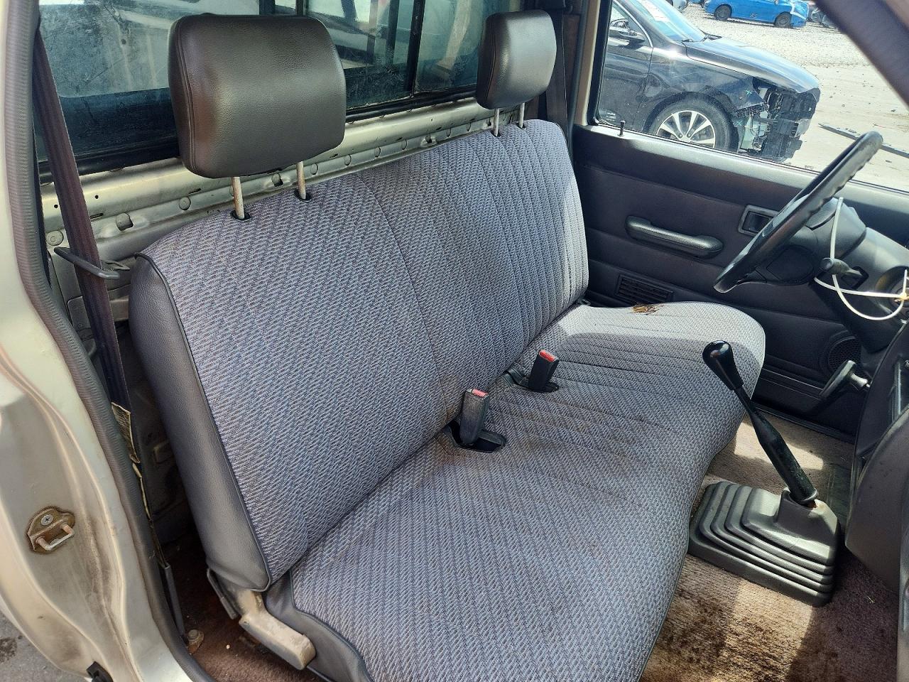 1997 Nissan Truck Base Silver vin: 1N6SD11S8VC422863