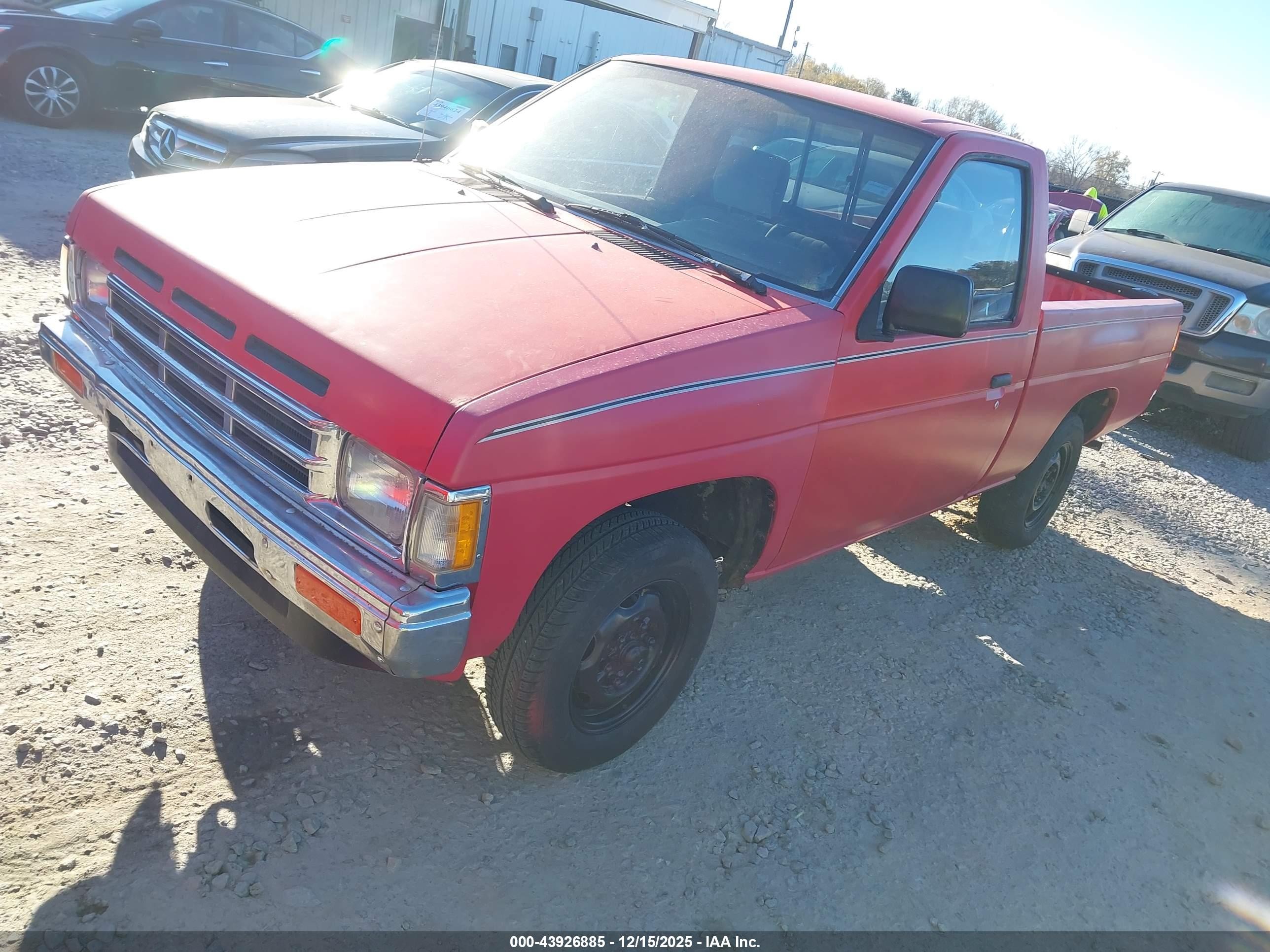 1990 Nissan D21 Short Bed Red vin: 1N6SD11S9LC413909