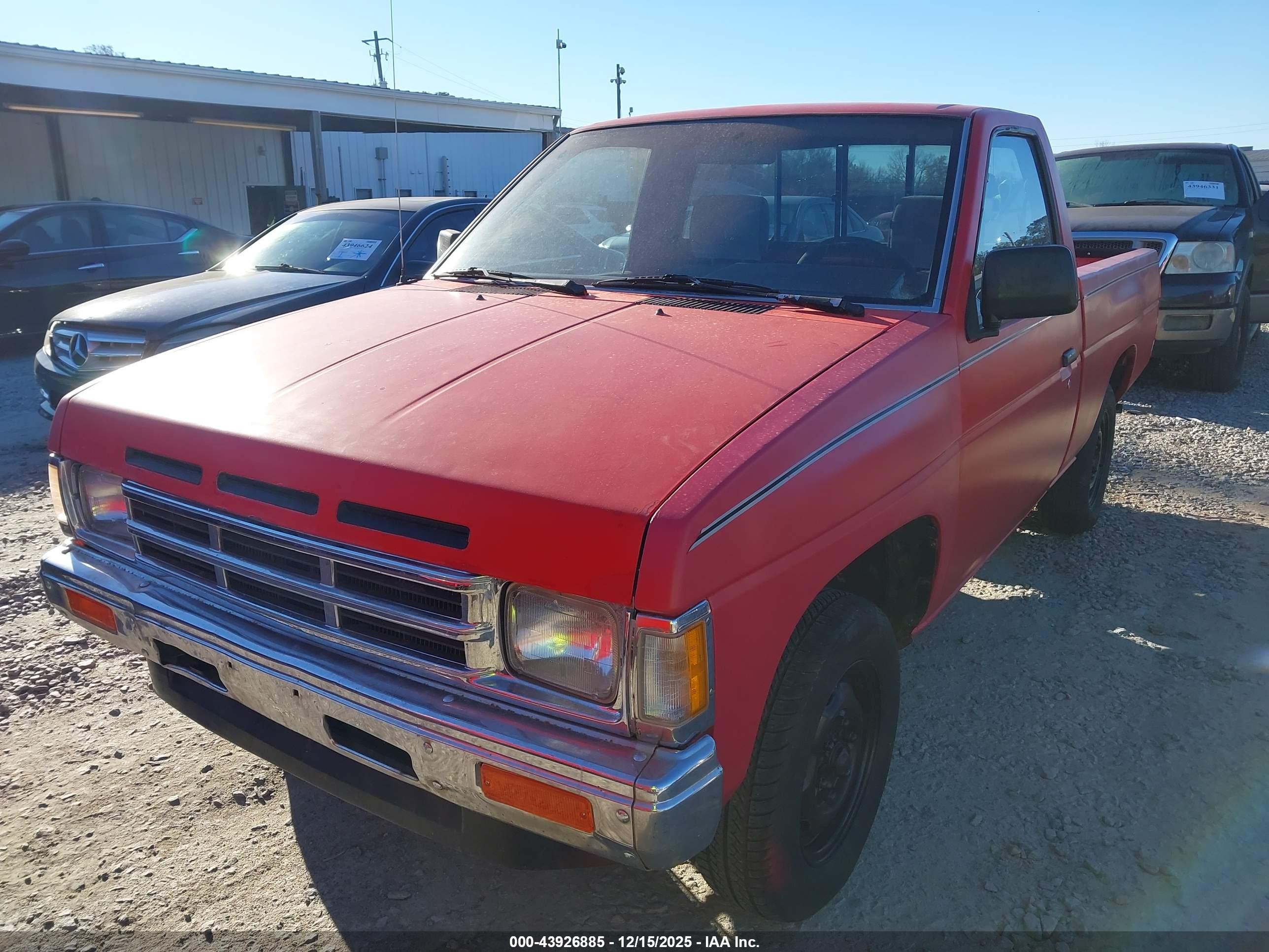 1990 Nissan D21 Short Bed Red vin: 1N6SD11S9LC413909