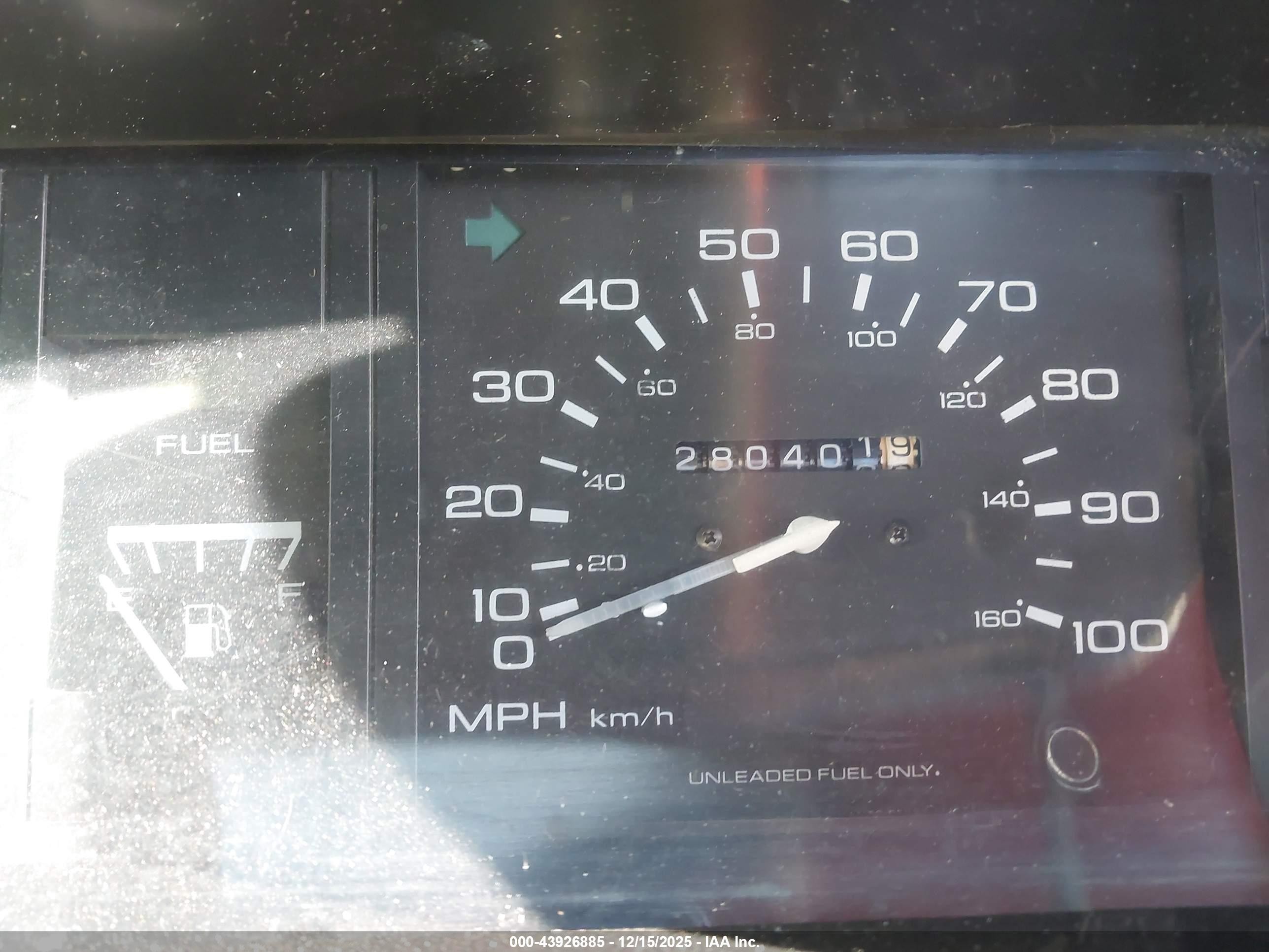 1990 Nissan D21 Short Bed Red vin: 1N6SD11S9LC413909