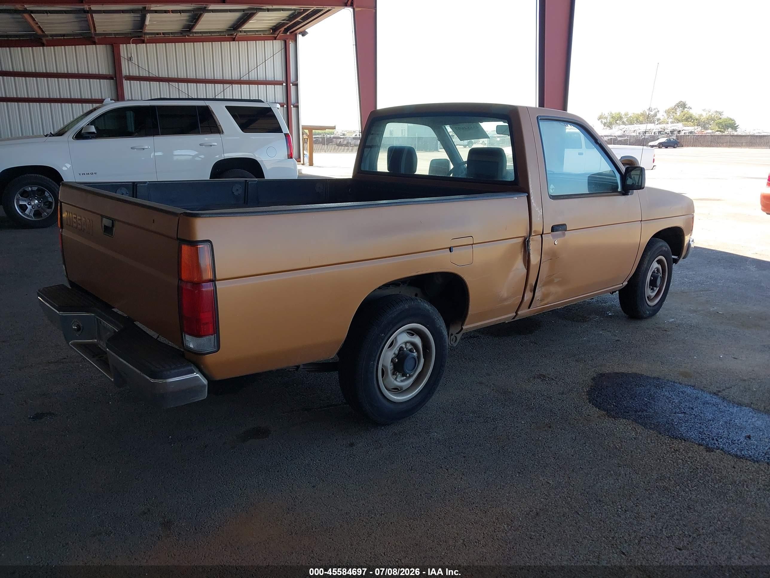 1990 Nissan D21 Short Bed Золотой vin: 1N6SD11S9LC426174