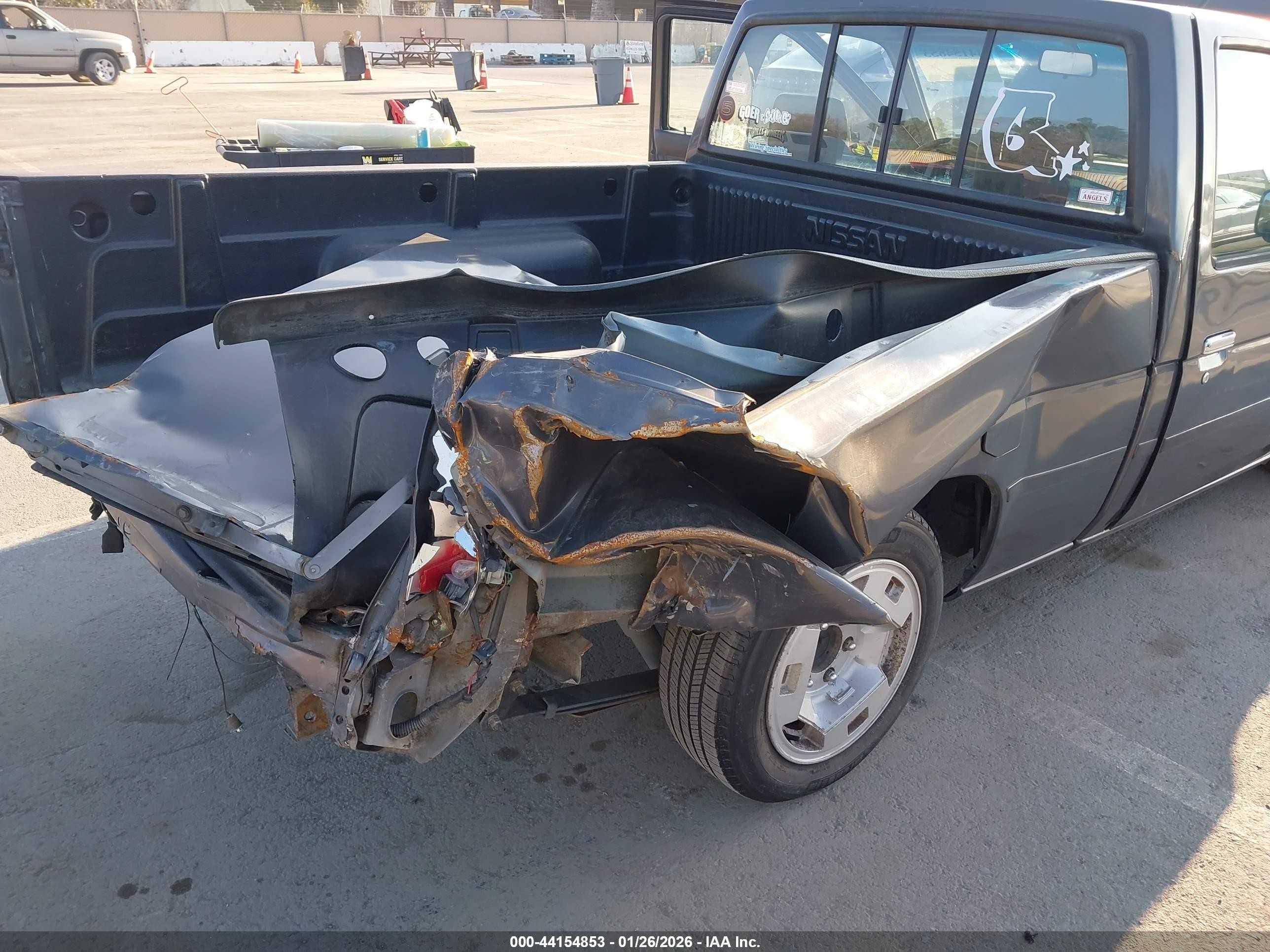 1990 Nissan D21 Short Bed Серый vin: 1N6SD11SXLC367359