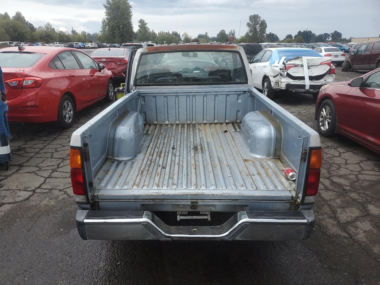 1991 Nissan Truck Short Wheelbase Silver vin: 1N6SD11SXMC311083