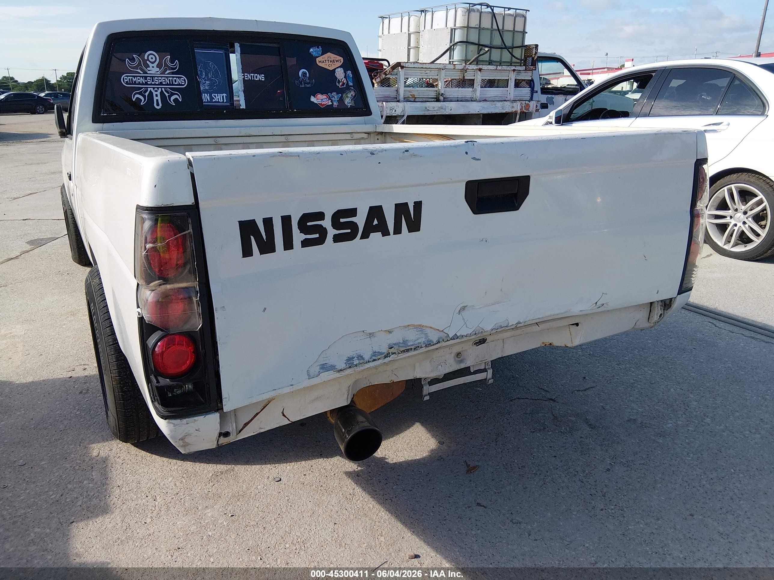 1991 Nissan Truck Short Wheelbase White vin: 1N6SD11SXMC425939