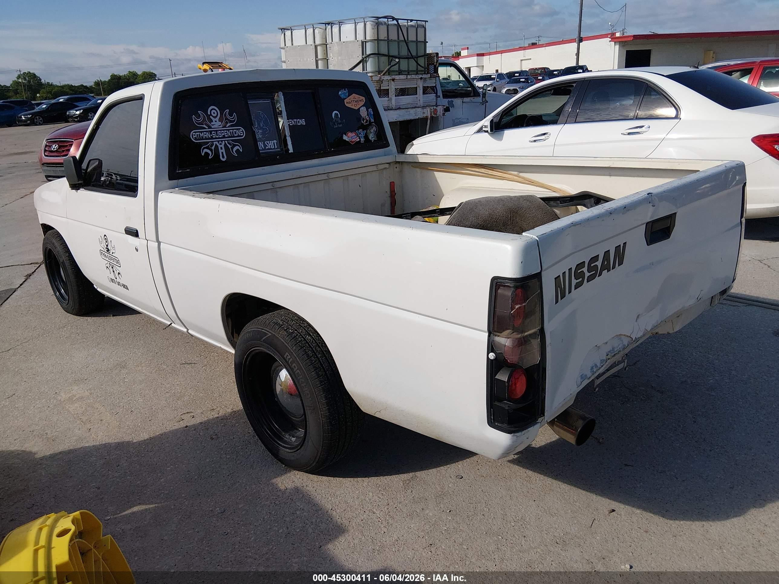 1991 Nissan Truck Short Wheelbase White vin: 1N6SD11SXMC425939