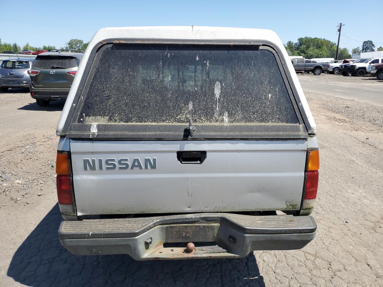 1994 Nissan Truck Base Silver vin: 1N6SD11SXRC311012