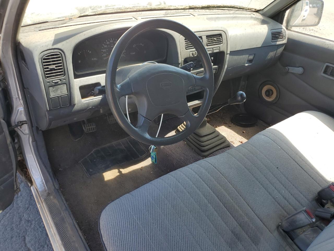 1994 Nissan Truck Base Silver vin: 1N6SD11SXRC311012