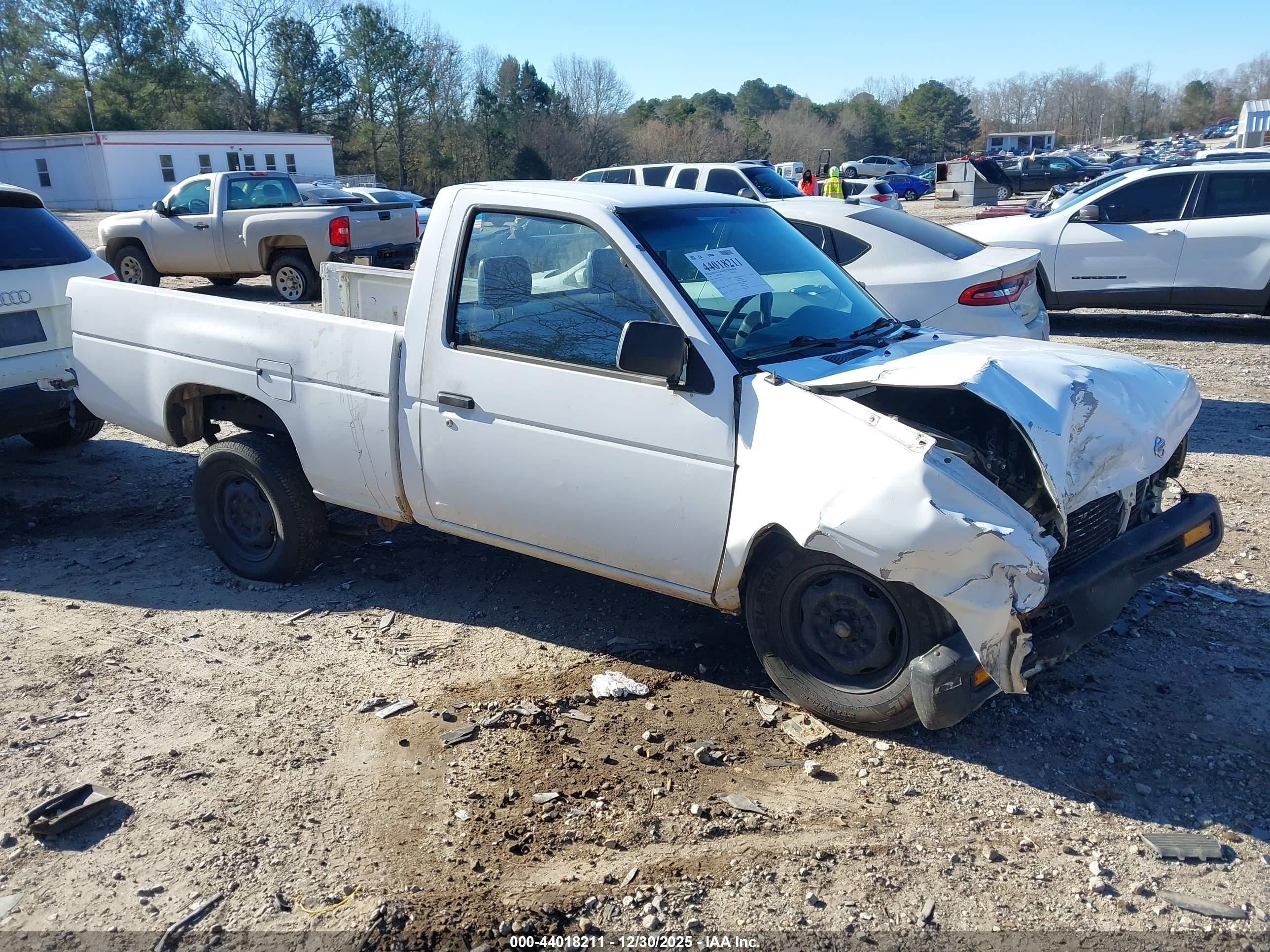 1995 Nissan Truck E/xe White vin: 1N6SD11SXSC311047