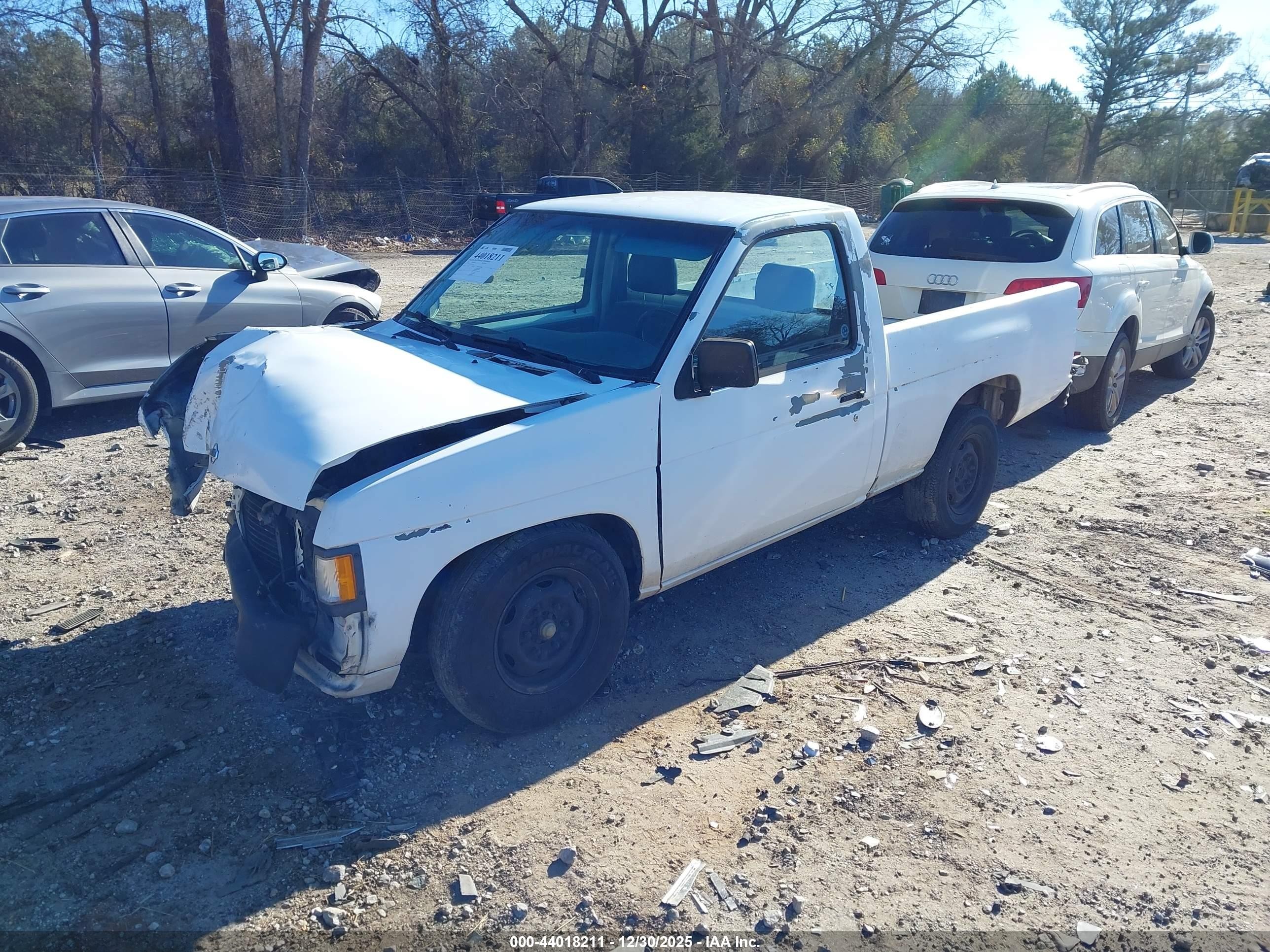 1995 Nissan Truck E/xe White vin: 1N6SD11SXSC311047
