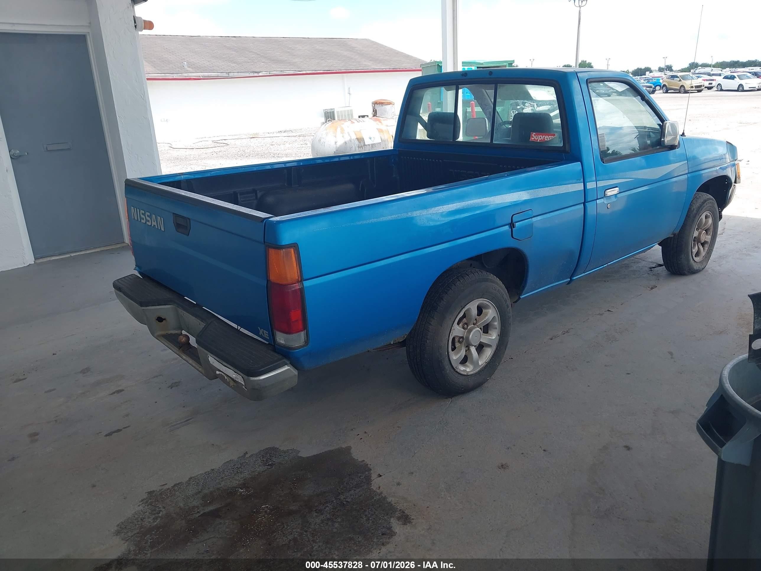 1996 Nissan Truck Xe Blue vin: 1N6SD11SXTC337844