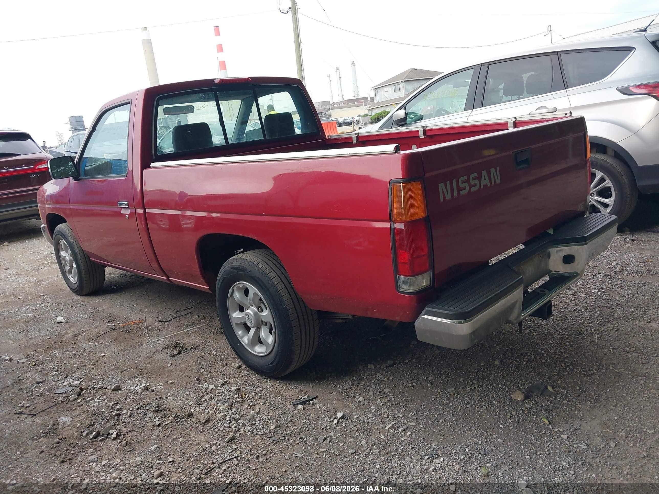 1997 Nissan 4x2 Truck Xe Red vin: 1N6SD11SXVC395200