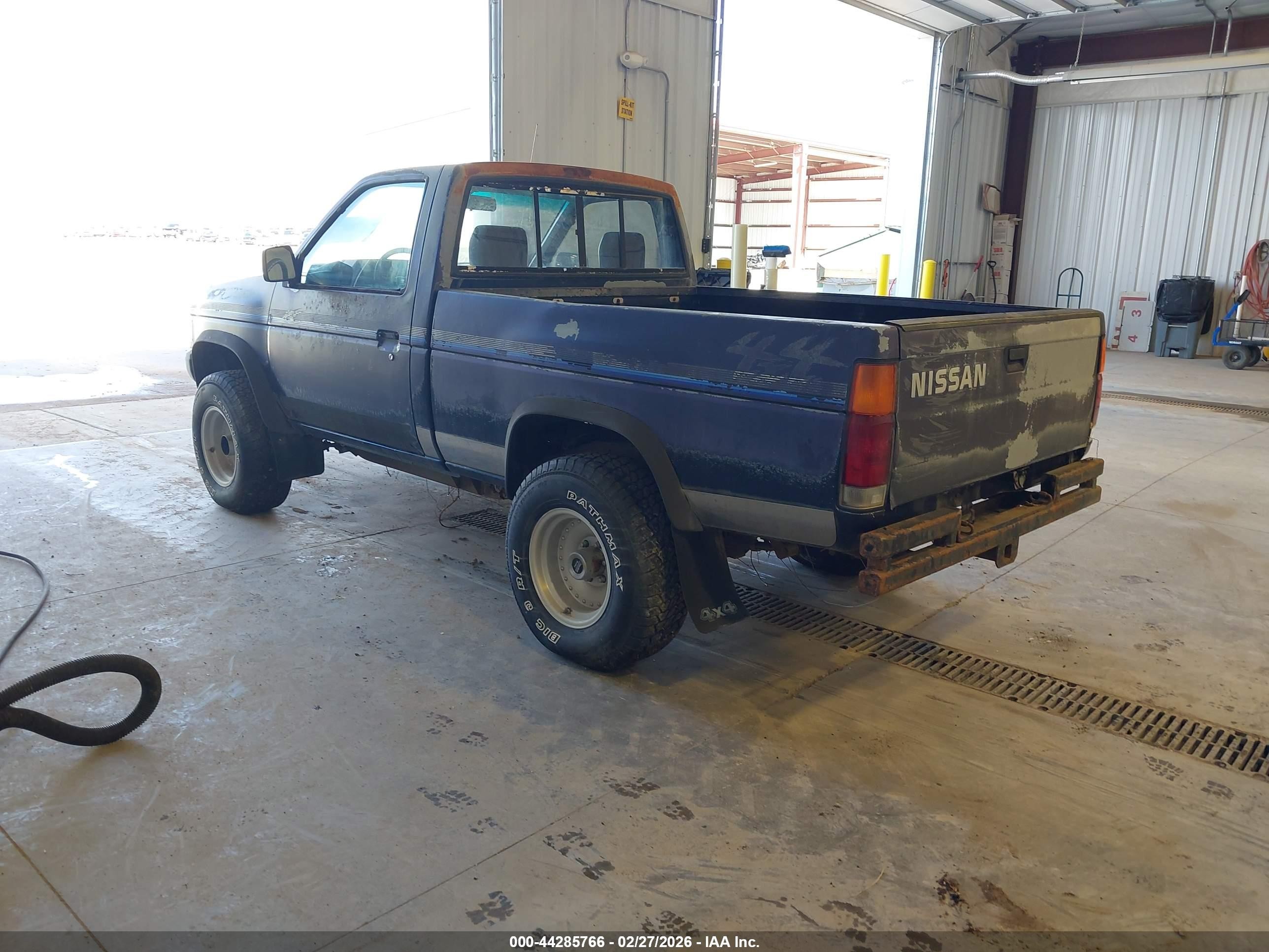 1991 Nissan Truck Short Wheelbase Blue vin: 1N6SD11Y0MC316569