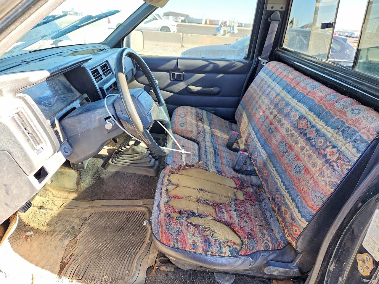 1993 Nissan Truck Base Серый vin: 1N6SD11Y0PC307309