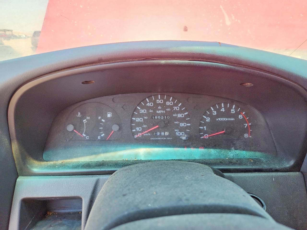 1997 Nissan Truck Xe Maroon vin: 1N6SD11Y0VC386011