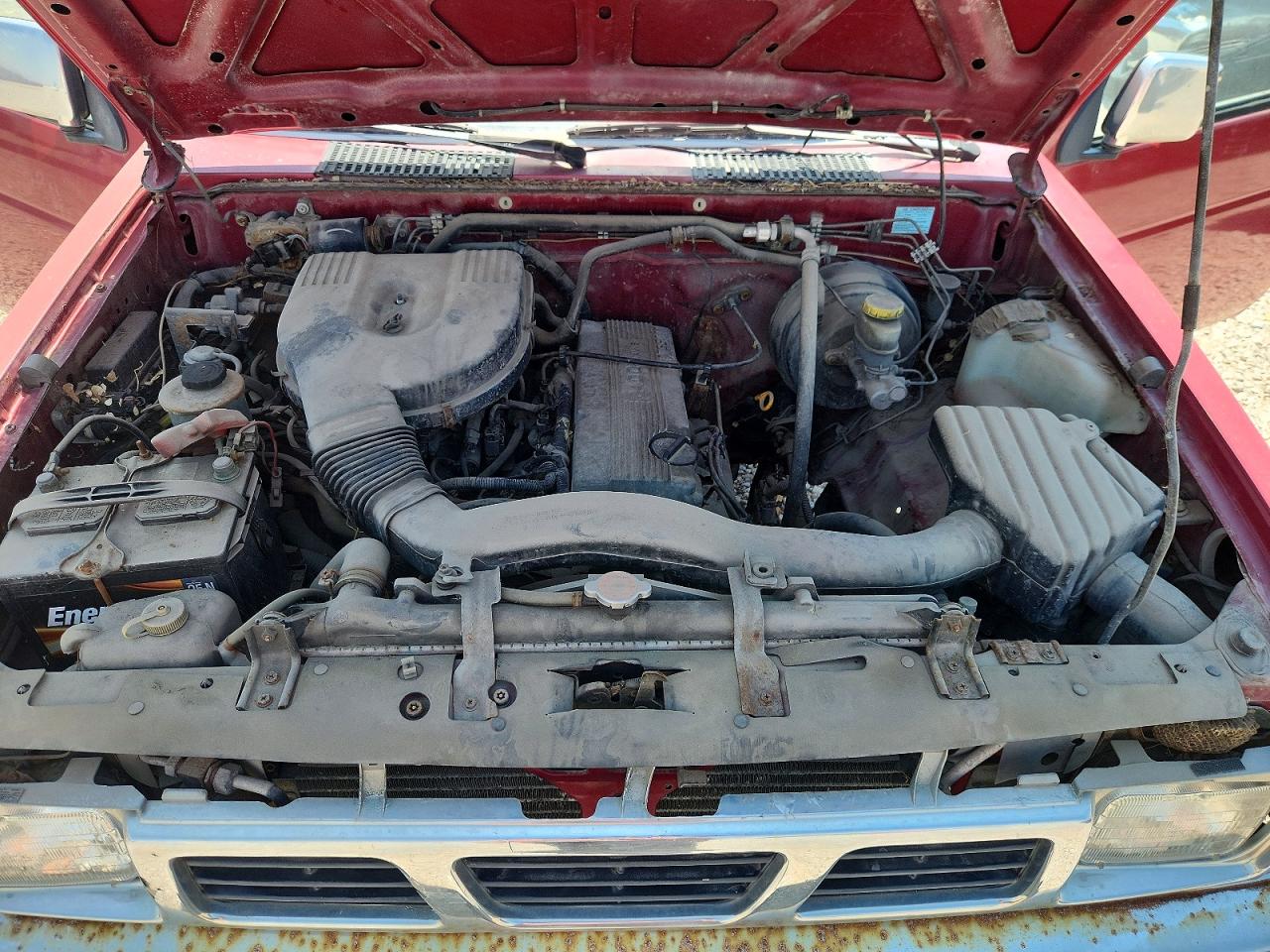1997 Nissan Truck Xe Maroon vin: 1N6SD11Y0VC386011