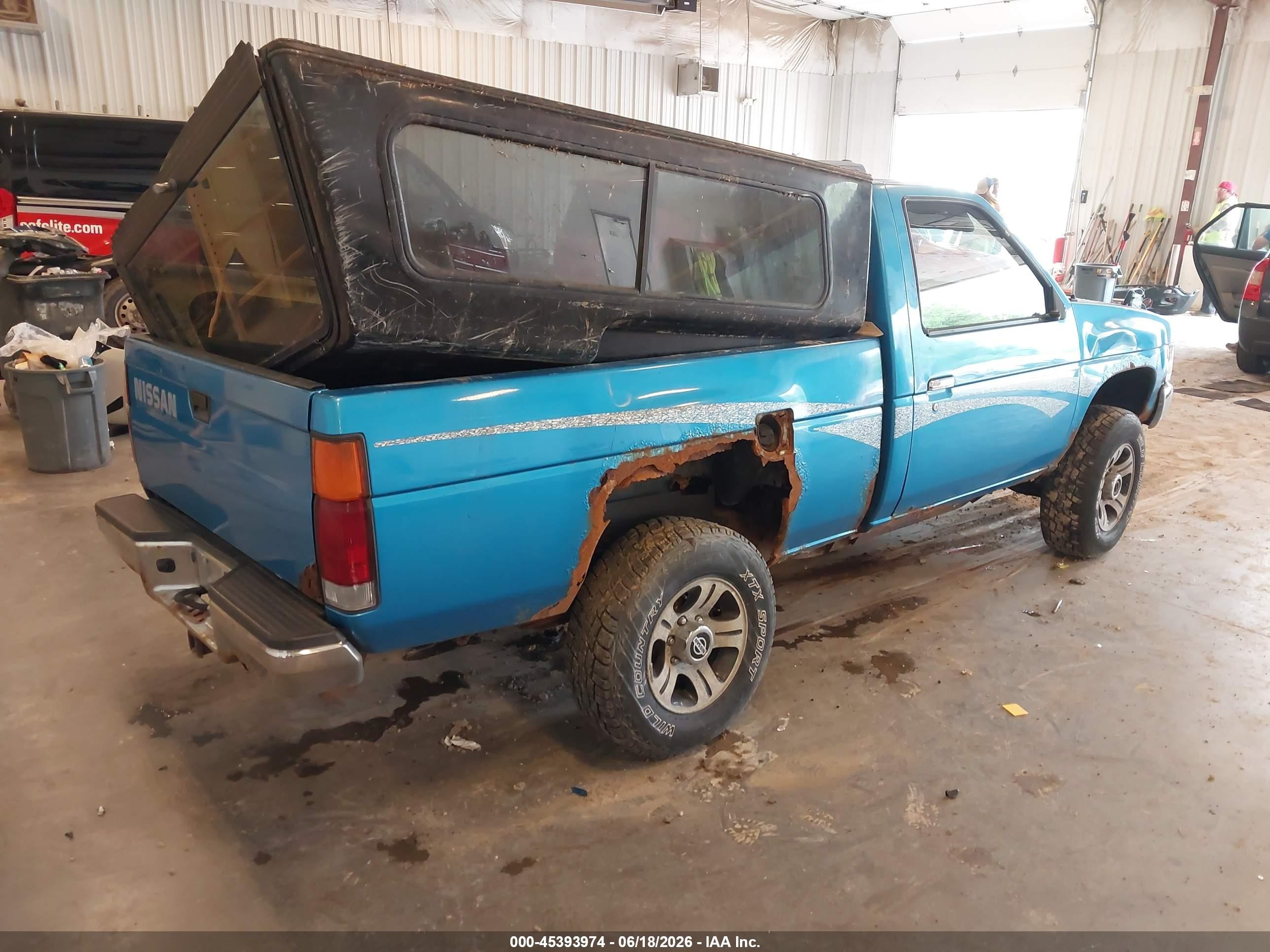 1997 Nissan 4x4 Truck Xe Blue vin: 1N6SD11Y1VC328828