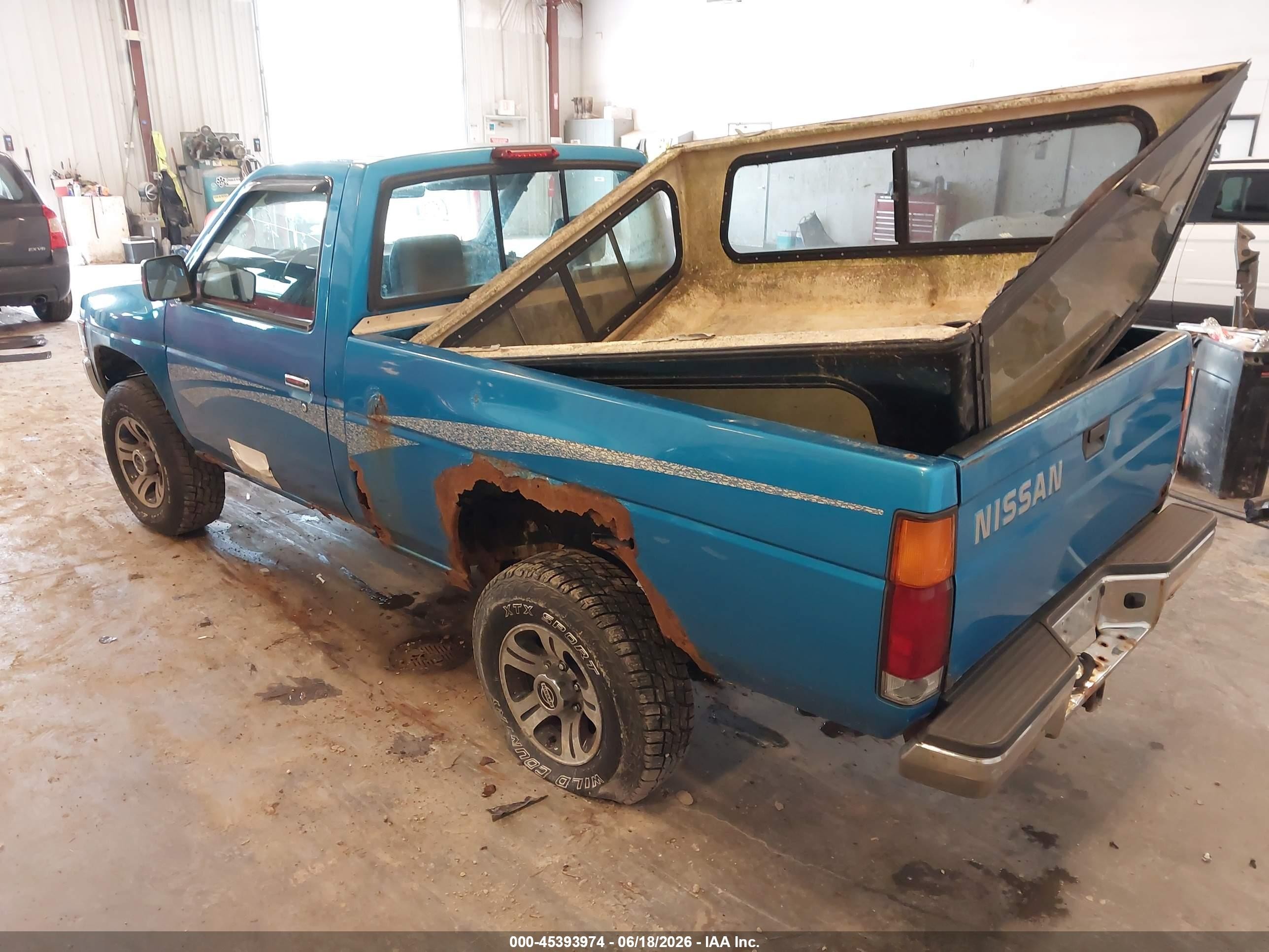 1997 Nissan 4x4 Truck Xe Blue vin: 1N6SD11Y1VC328828