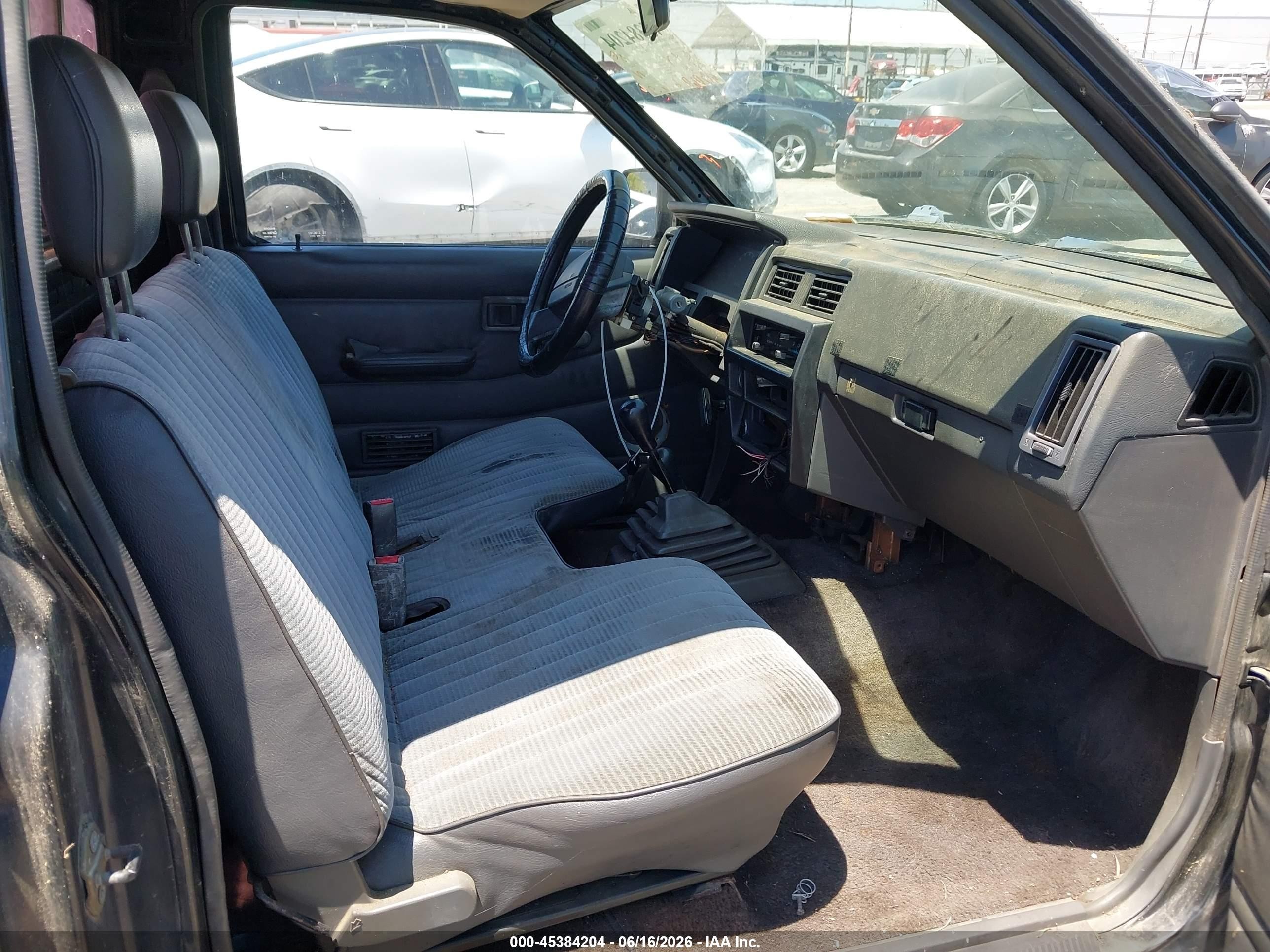 1993 Nissan Truck Short Wheelbase Черный vin: 1N6SD11Y2PC319803