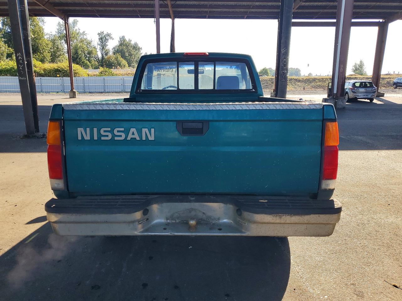 1996 Nissan Truck Xe Green vin: 1N6SD11Y3TC359737