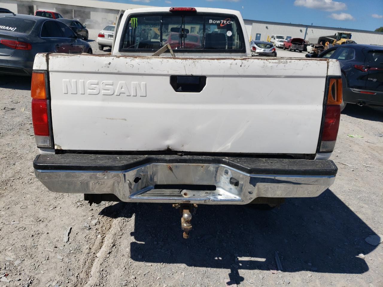 1997 Nissan Truck Xe Белый vin: 1N6SD11Y3VC351138