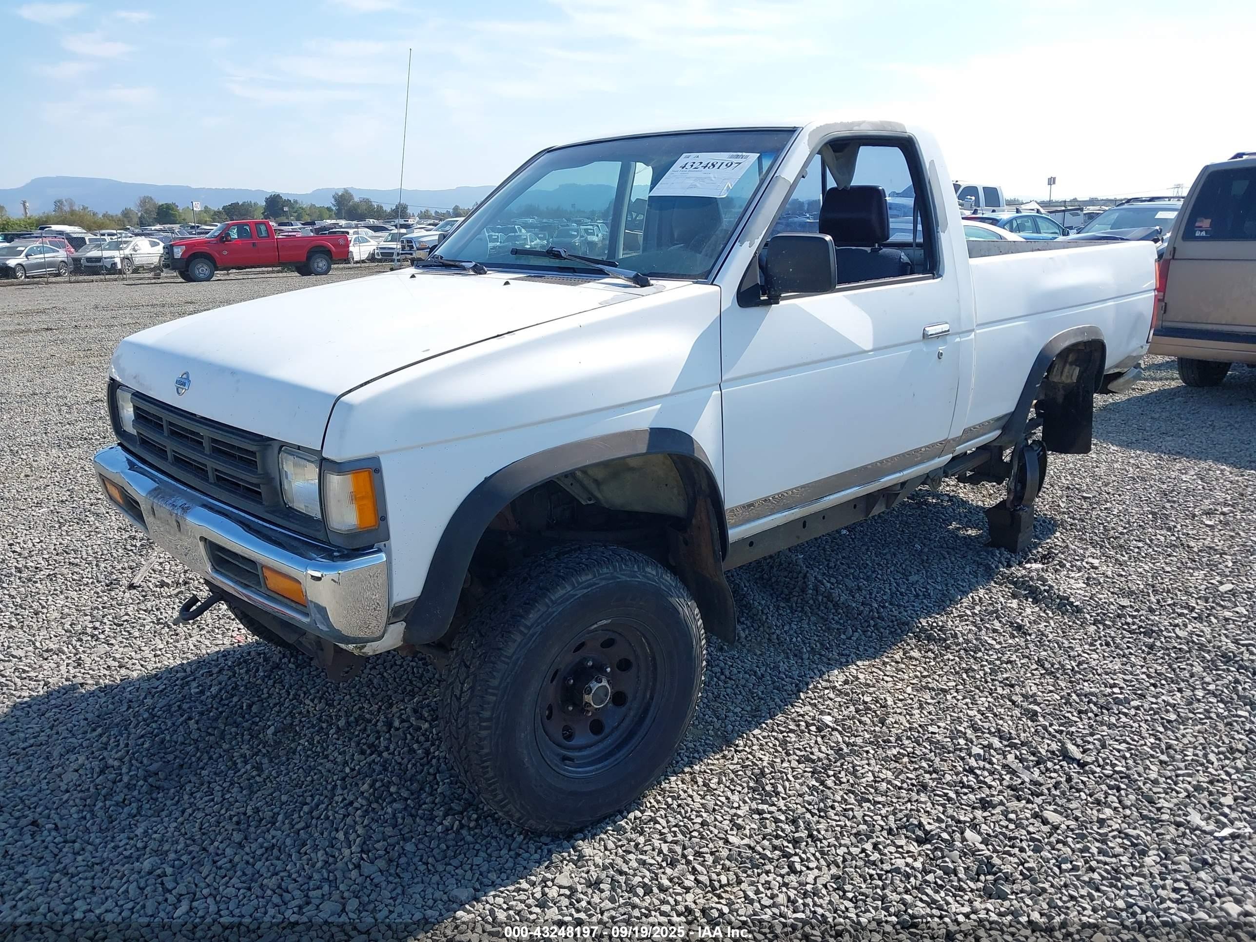 1996 Nissan Truck Xe White vin: 1N6SD11Y7TC357375