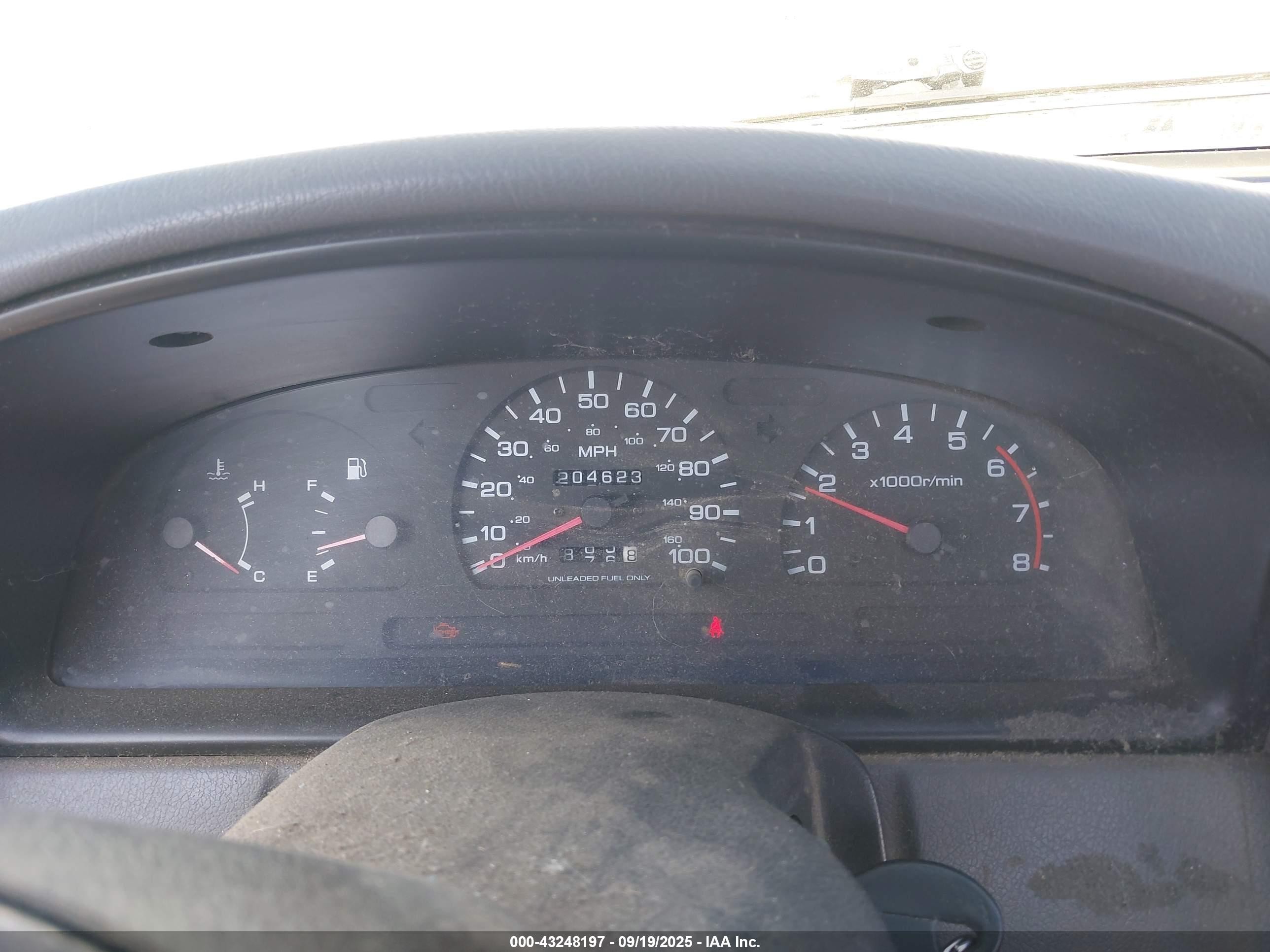 1996 Nissan Truck Xe White vin: 1N6SD11Y7TC357375