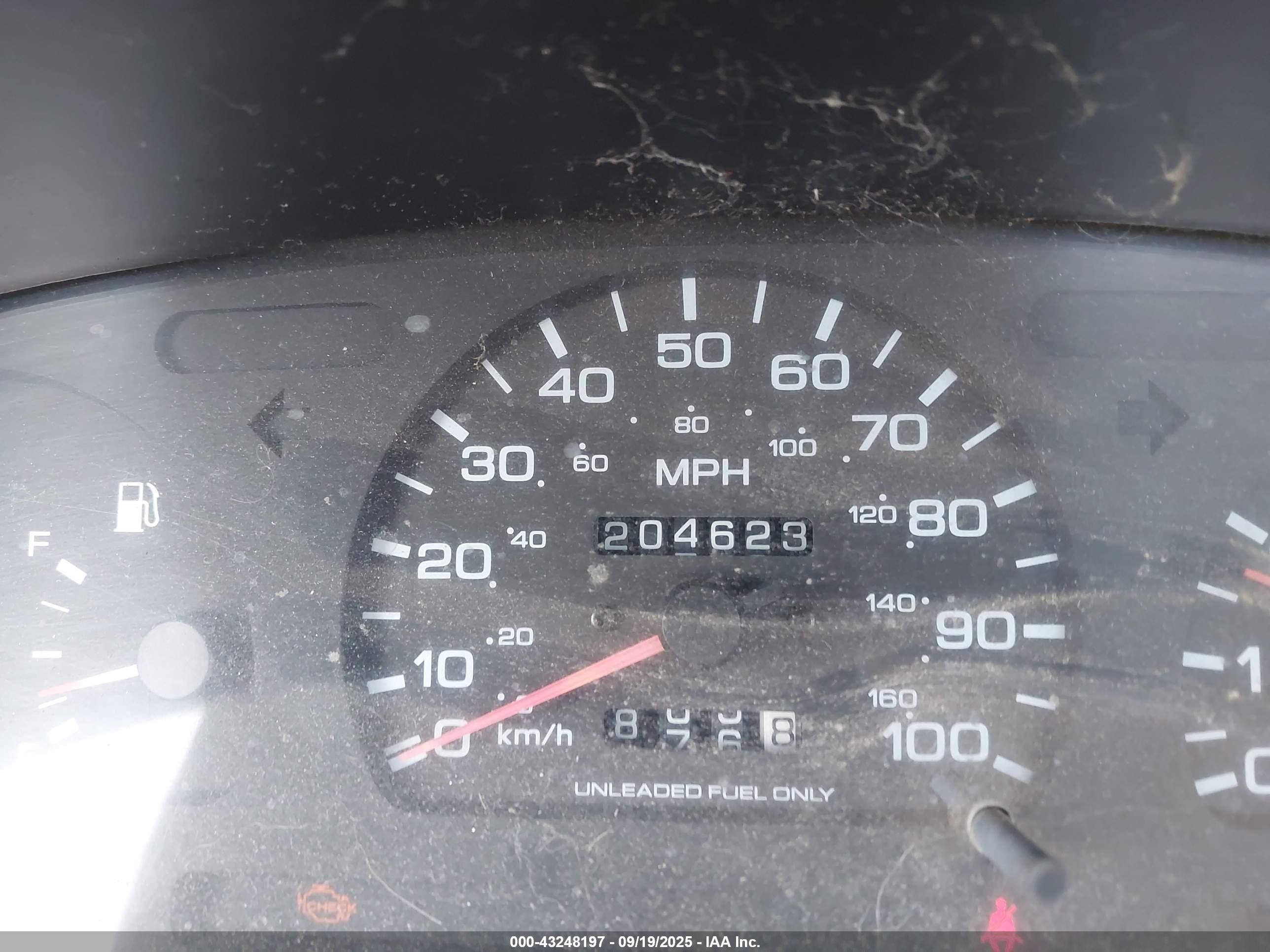 1996 Nissan Truck Xe White vin: 1N6SD11Y7TC357375