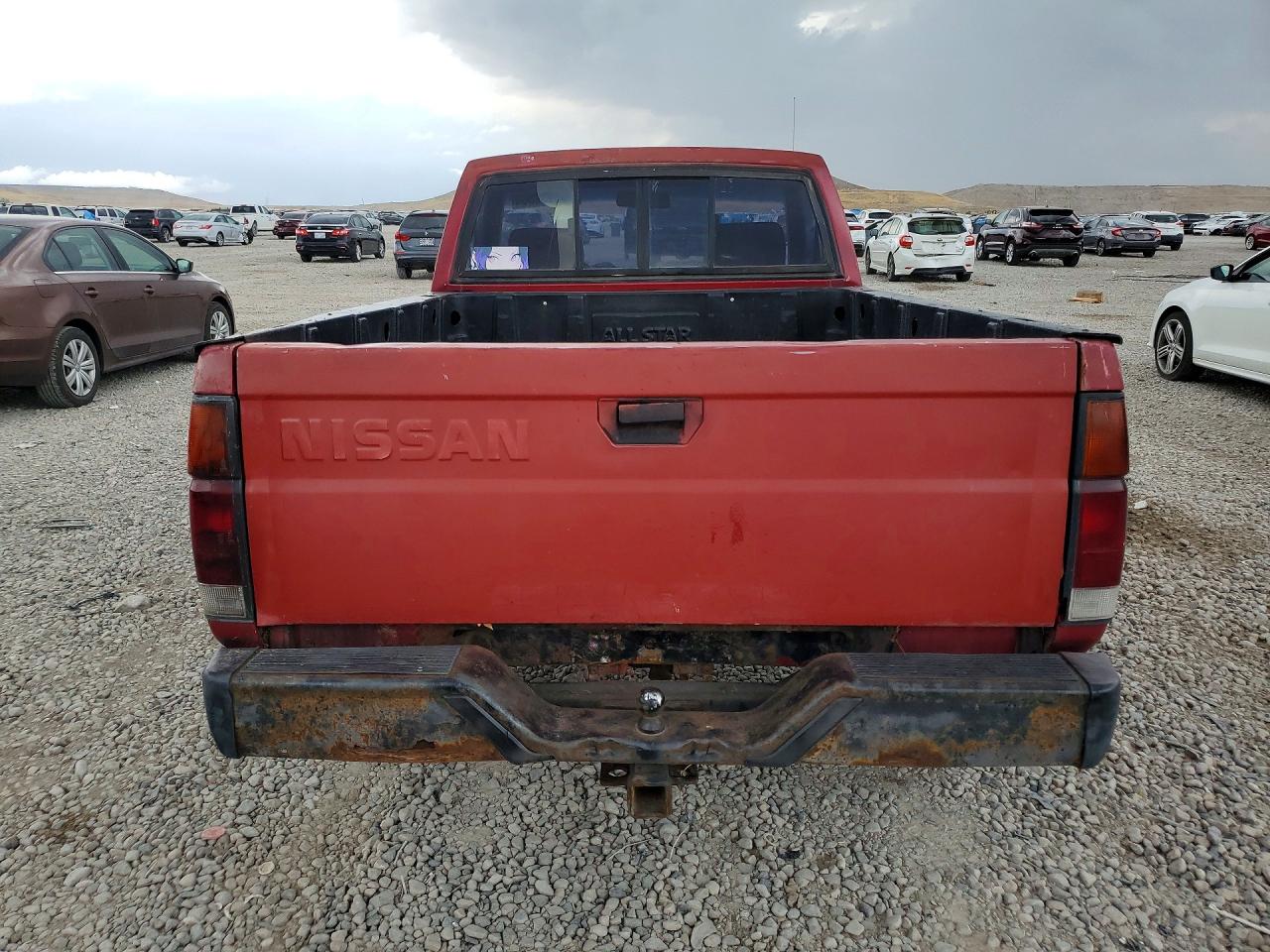 1992 Nissan Truck Base Maroon vin: 1N6SD11Y9NC329872
