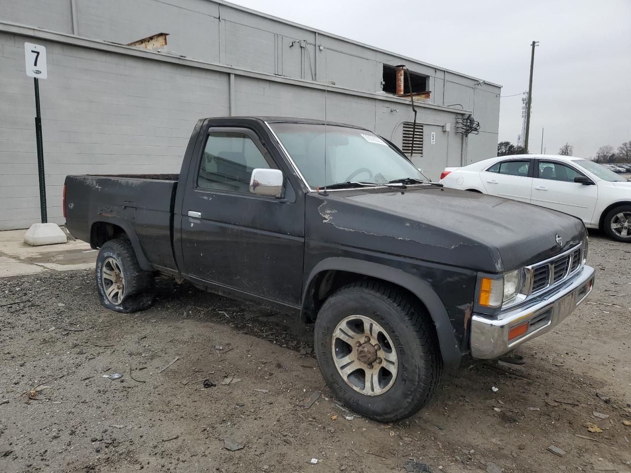1997 Nissan Truck Xe Black vin: 1N6SD11Y9VC319844